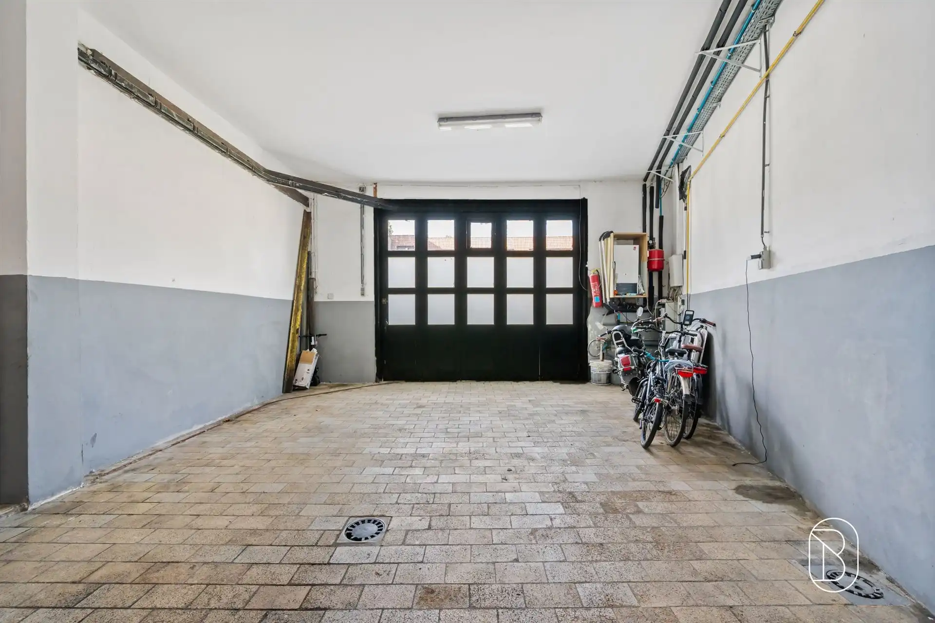 Veelzijdige woning met 4 slaapkamers en lift in Kortrijk foto 2