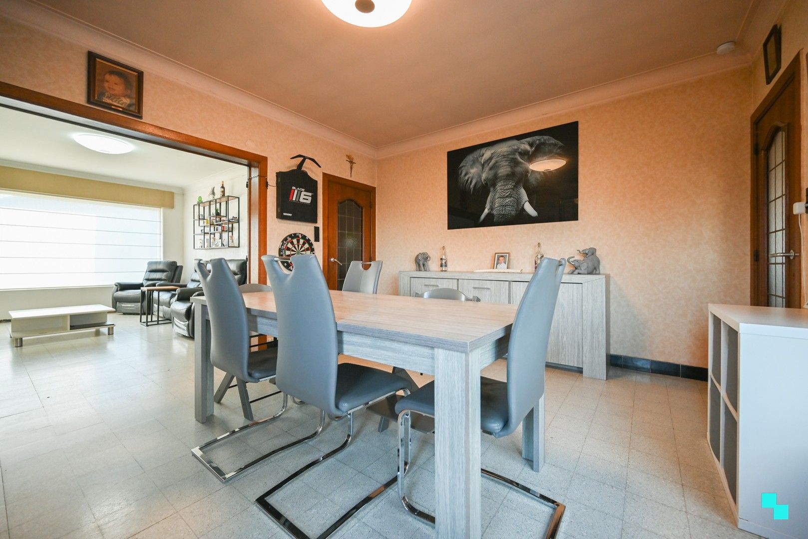 Eéngezinswoning met drie slaapkamers en garage te Izegem foto 5