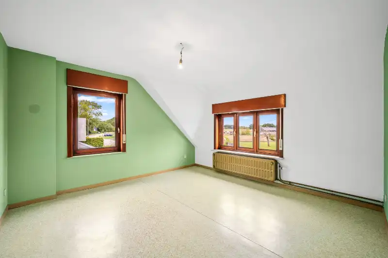 Open bebouwing met 4 slaapkamers. foto 19