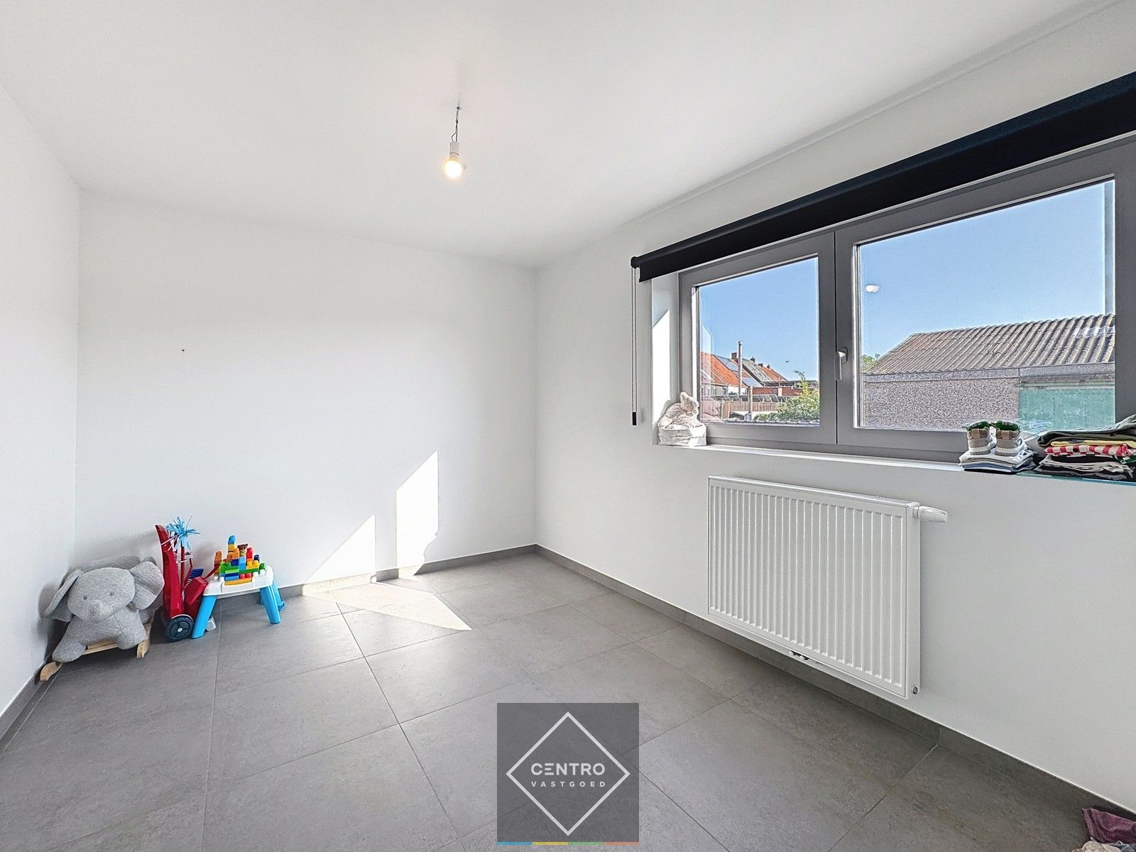 MOOI afgewerkte nieuwbouwwoning met alle COMFORT! foto 13