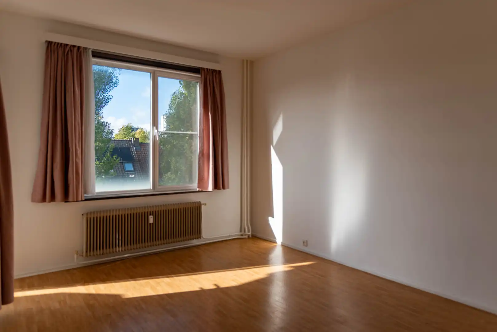 Ruim 2-slaapkamerappartement op de 3de verdieping foto 8