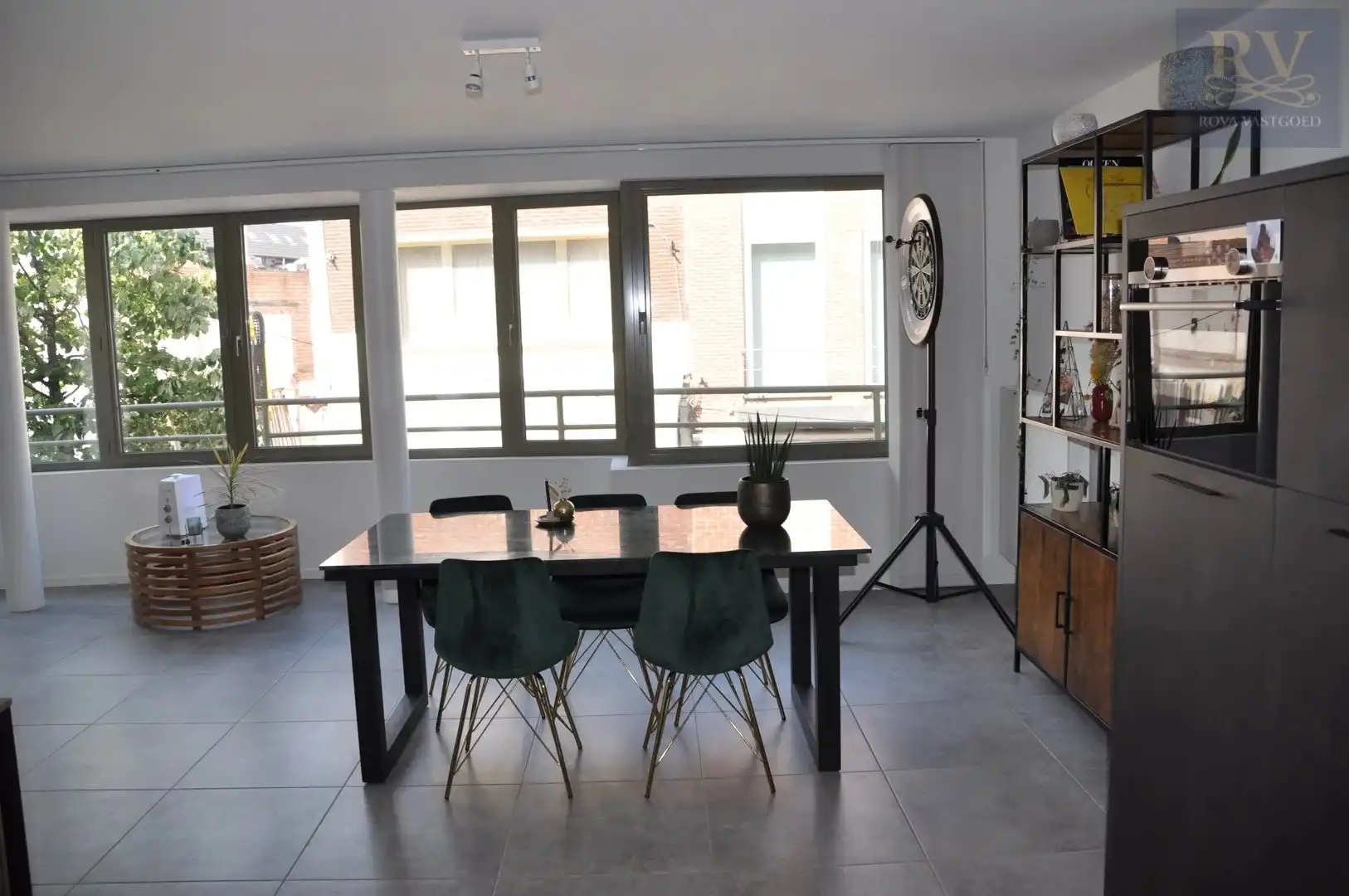 PRACHTIG EN RUIM APPARTEMENT MET 2 SLPK  IN HET CENTRUM VAN BILZEN foto 9