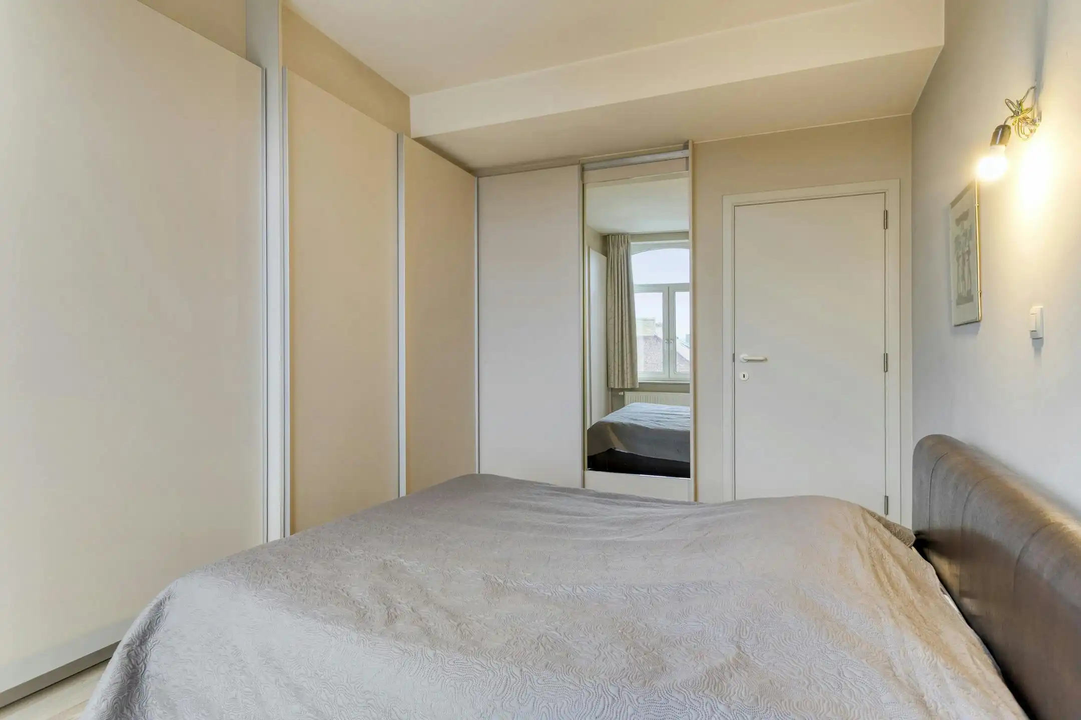 Appartement met drie kamers en twee badkamers te koop in Ieper foto 12