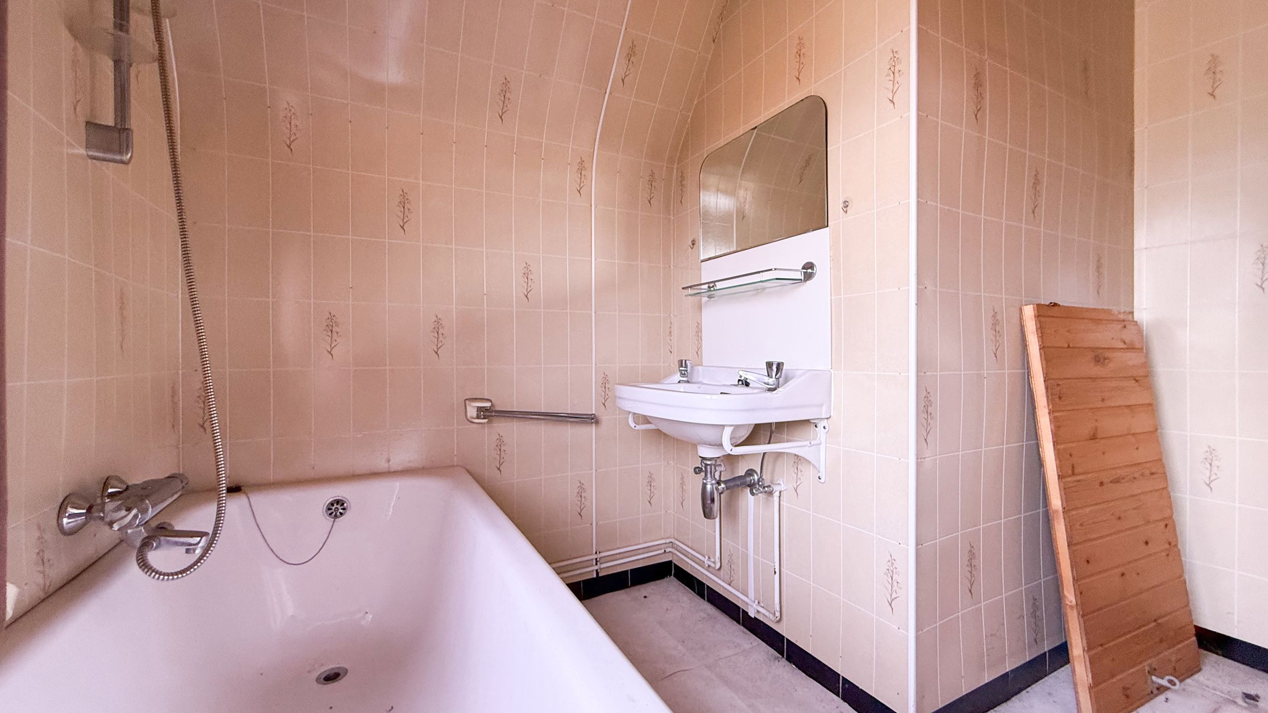 Rustig gelegen woning met 3 slaapkamers en ruim perceel! foto 21