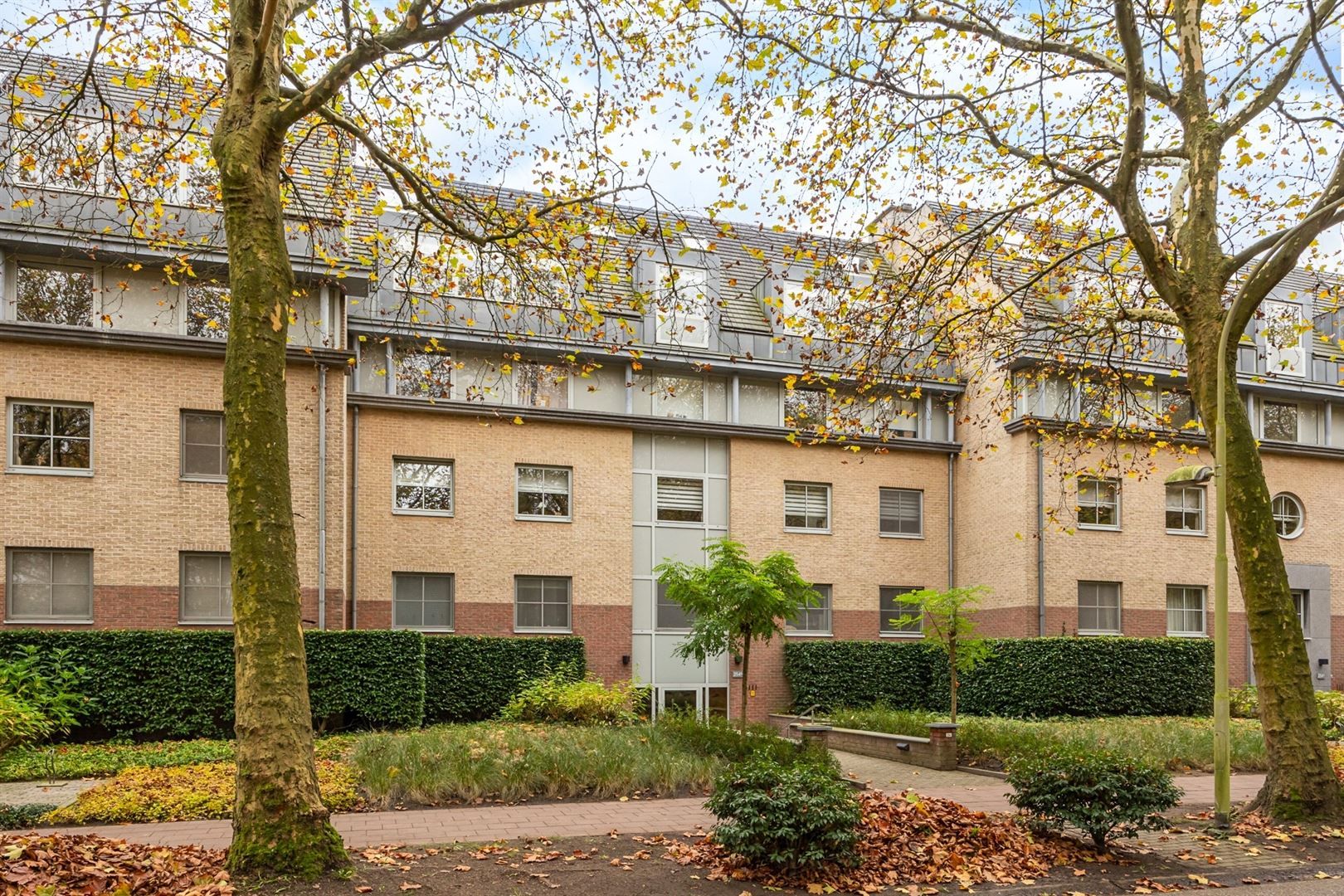 Gelijkvloers drie-slaapkamer appartement met zicht op de Golf van Brasschaat foto 28