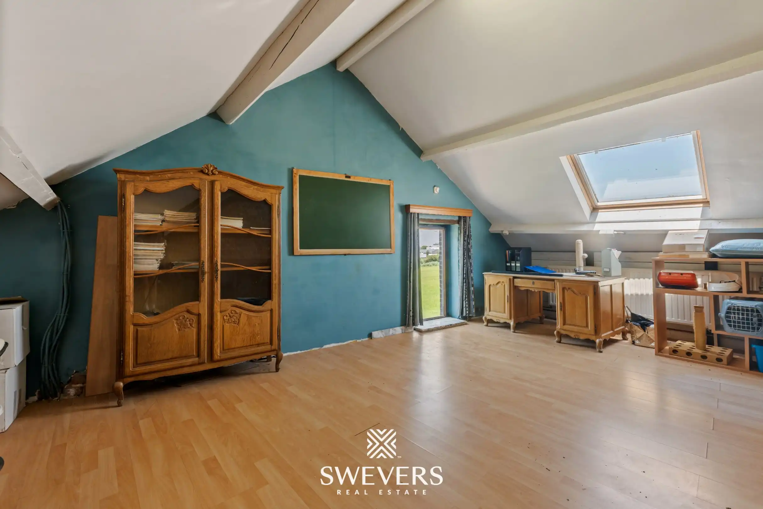 Zeer ruime woning met 5 slaapkamers, meerdere multifunctionele ruimtes en zeer ruime tuin foto 22