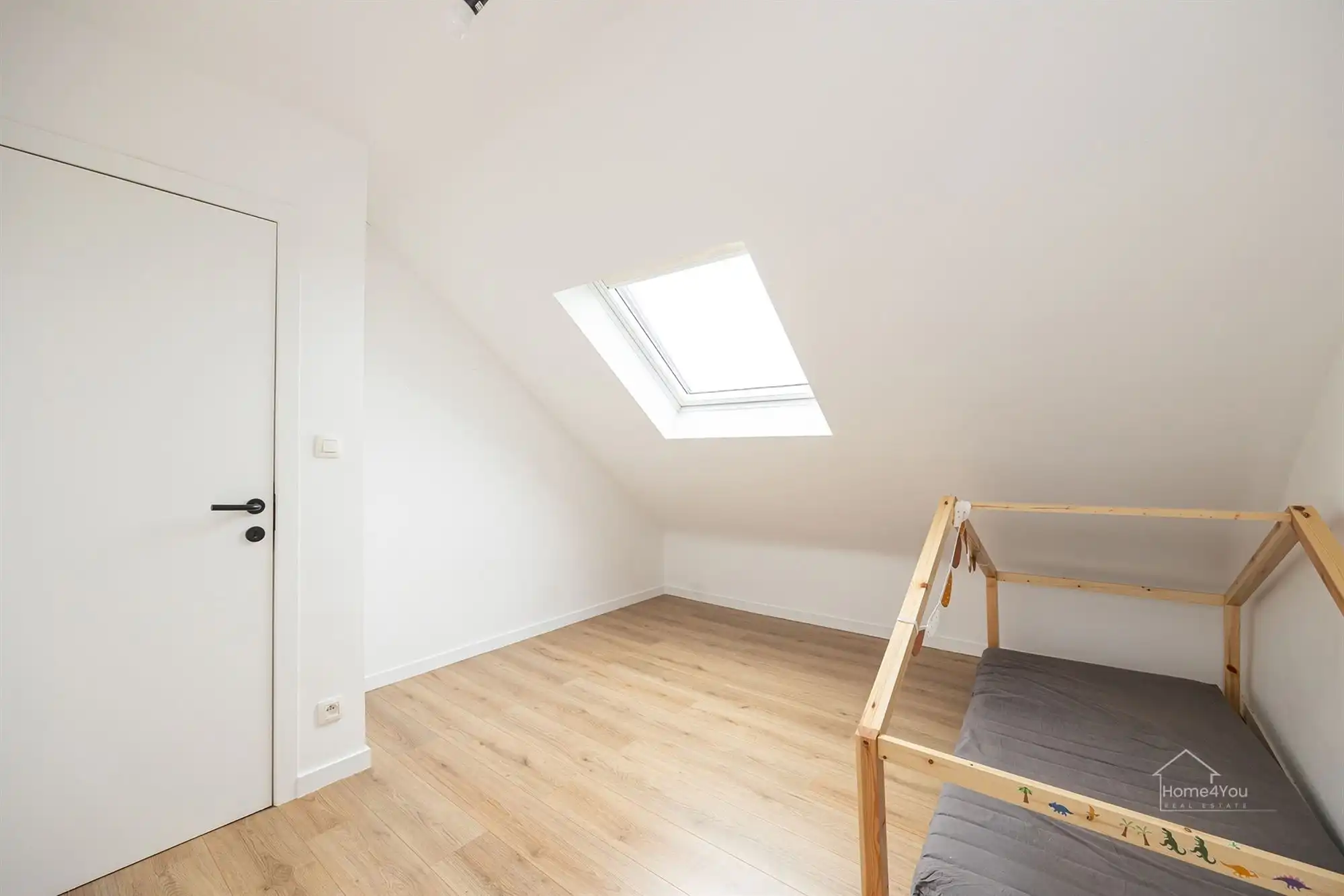 Prachtige Instapklare woning, A label, 4 slaapk+ bureel foto 23