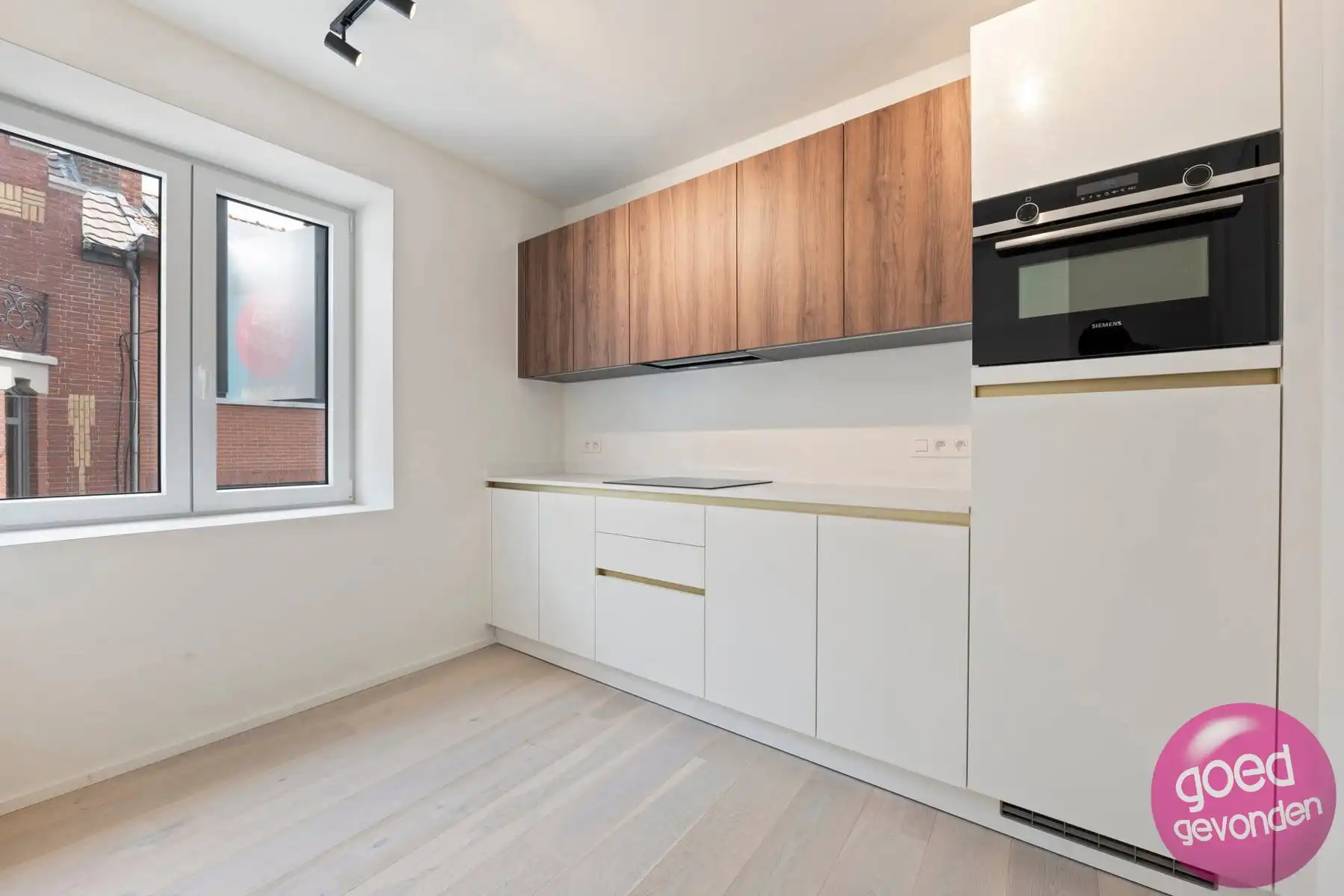 NIEUW APP - 2 SLK - TERRAS - KELDER - CENTRUM foto 3