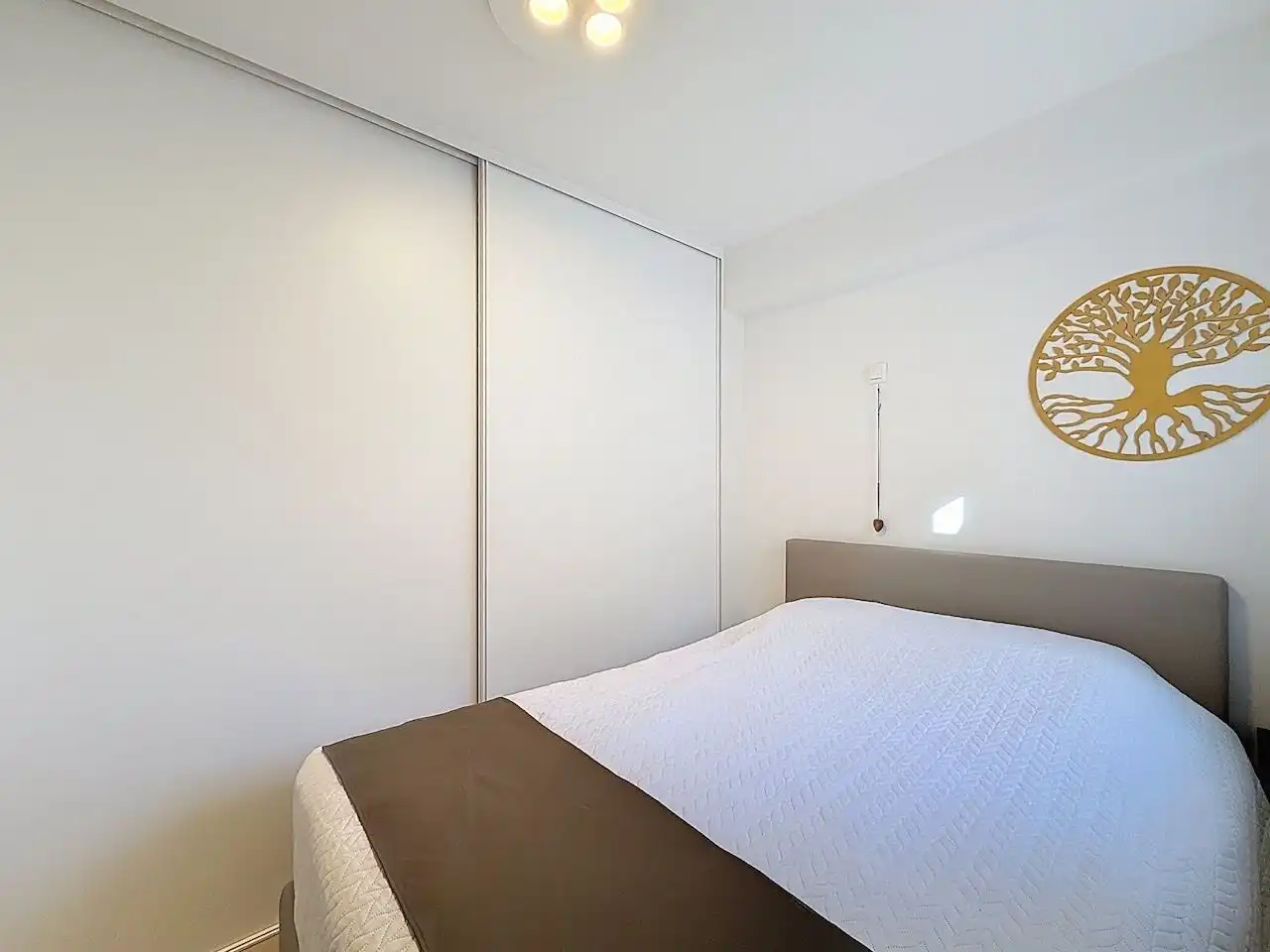 Perfect gerenoveerd appartement met ruim terras en zijdelings zeezicht foto 14