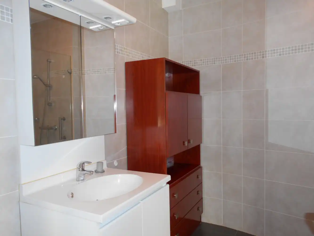 Appartement, 2 slaapkamers, terras, lift. foto 13