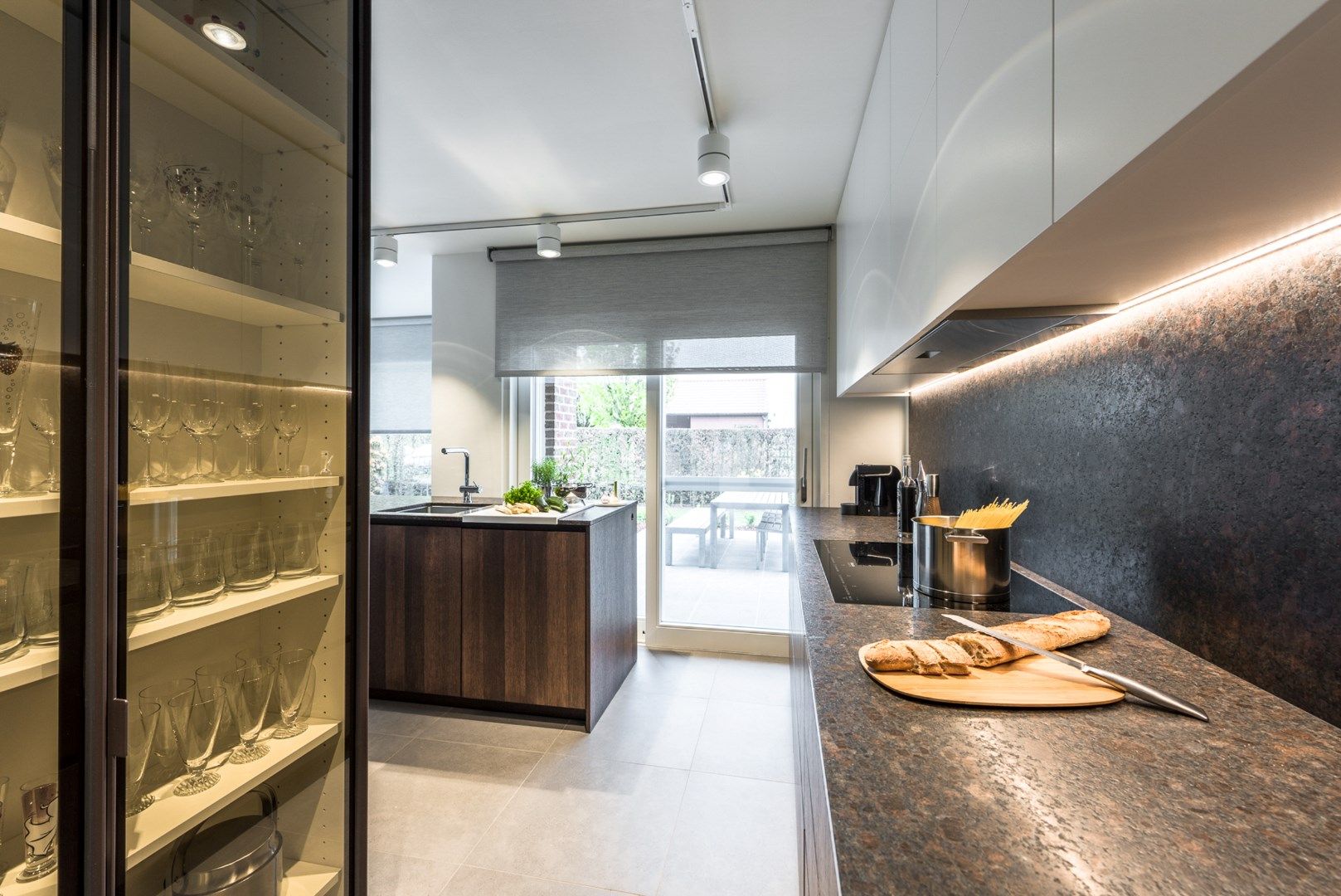 Luxueus afwerkt landhuis met 4 slaapkamers en mooi verzorgde tuin   foto 9