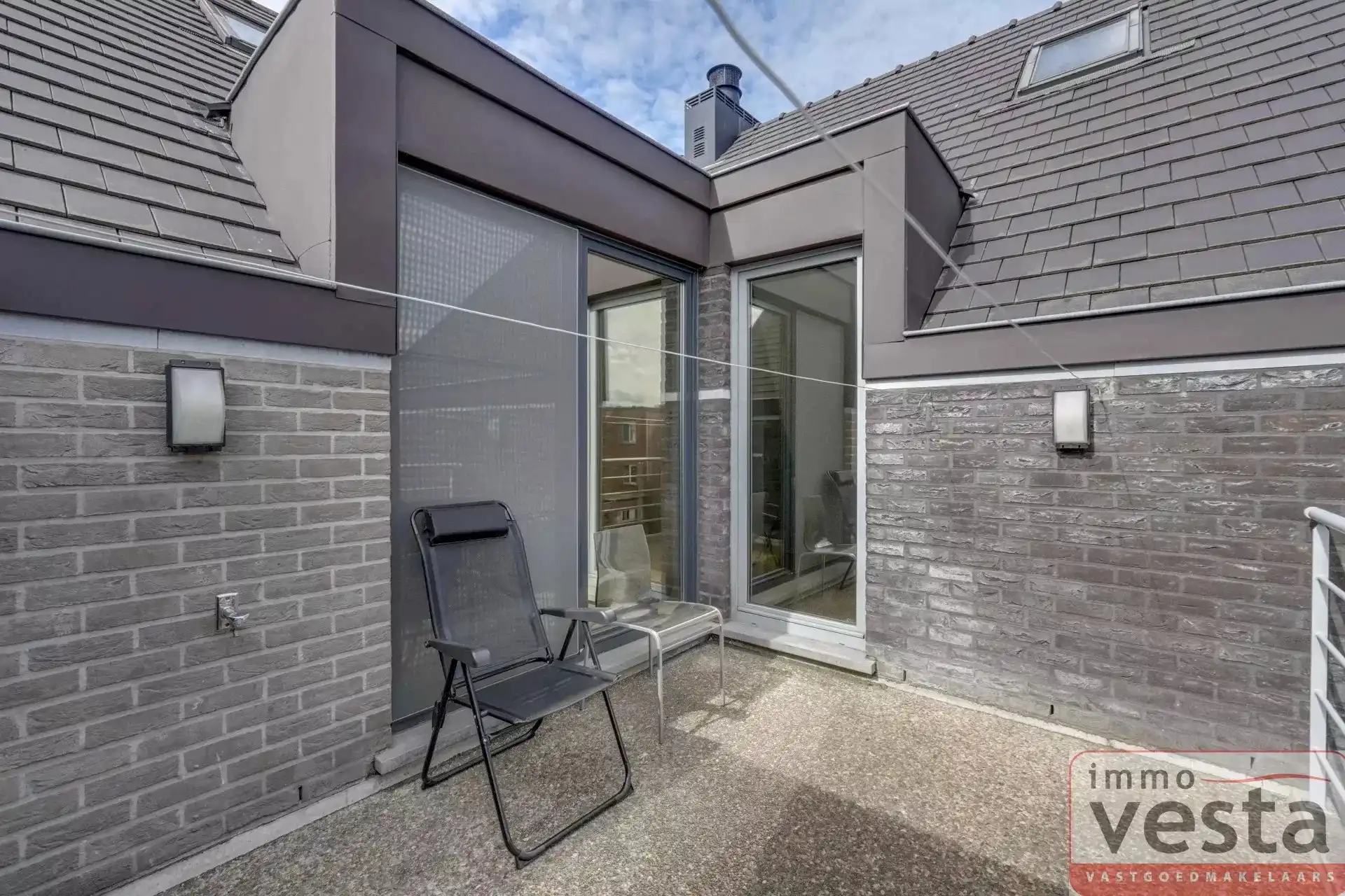 Ruim appartement in Sint-Truiden foto 14