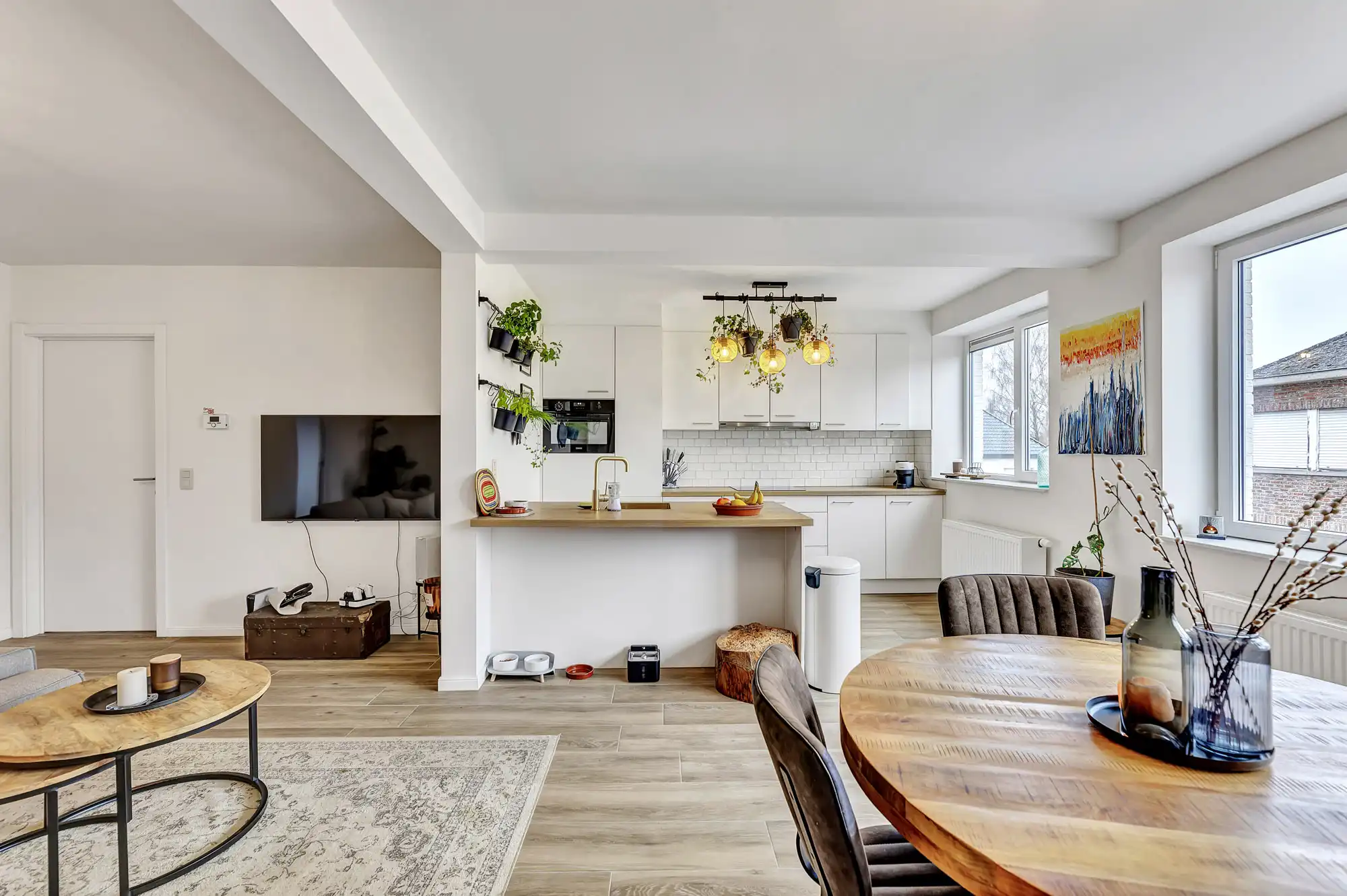 Energiezuinig, lichtrijk twee slpk appartement met garage foto 7