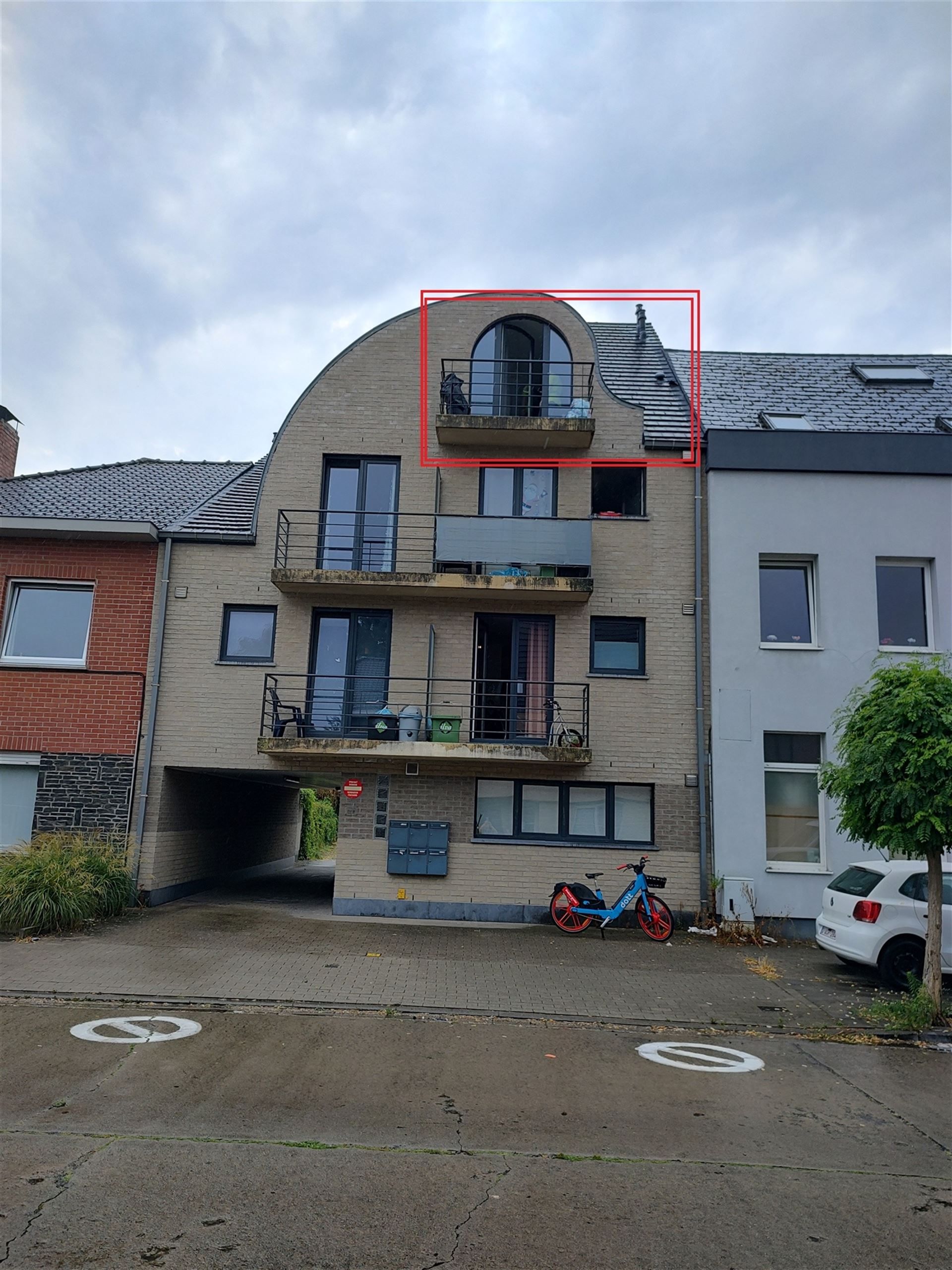 Appartement foto {{pictureIndex}}