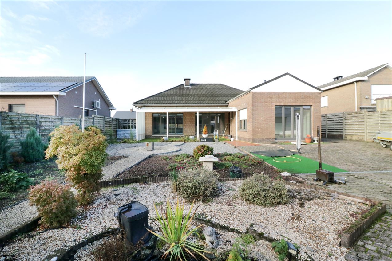 Gerenoveerd, rustig gelegen, 3 slpk foto 45