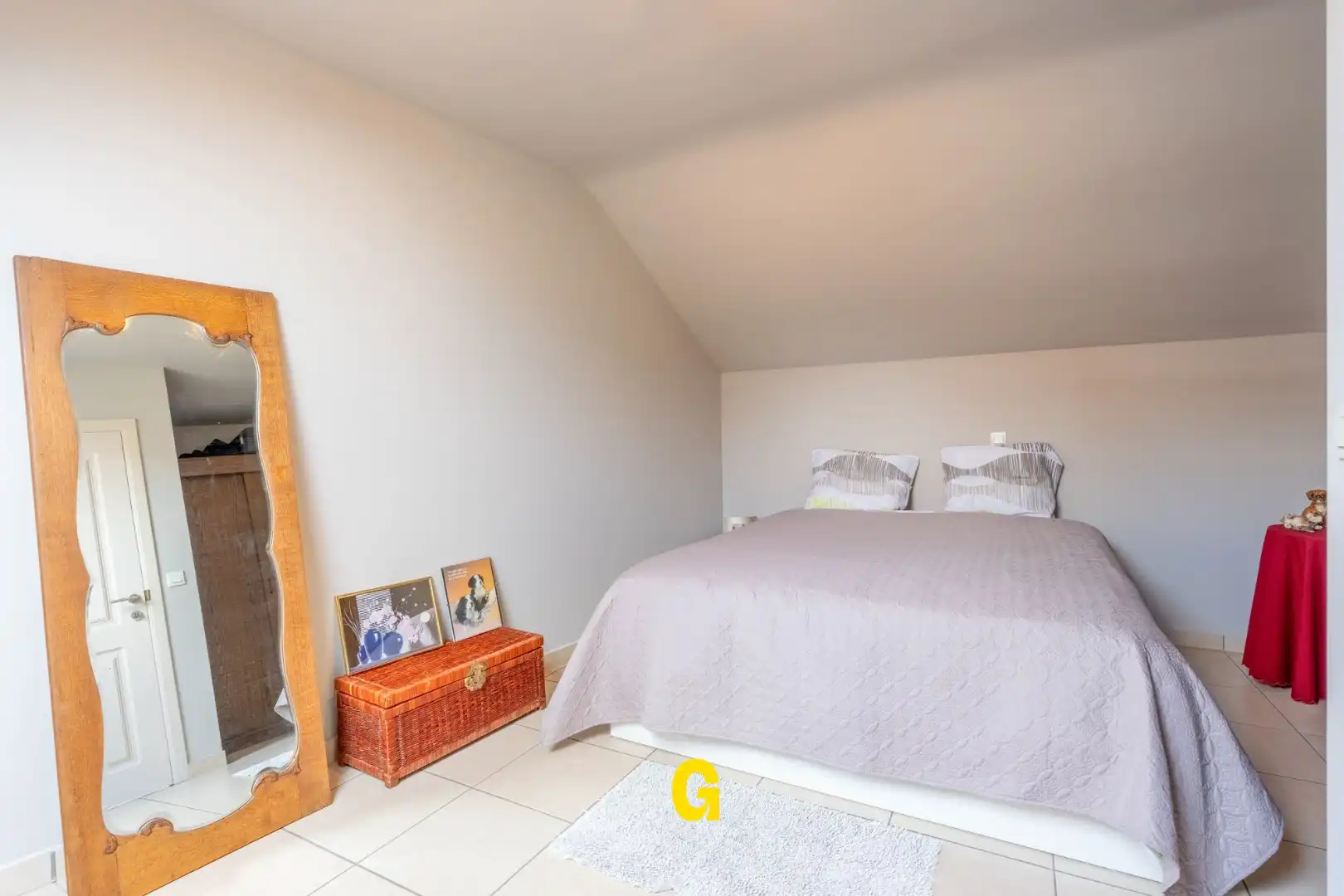 Netjes verzorgd duplex appartement met drie slaapkamers en standplaats op wandelafstand van de markt foto 23