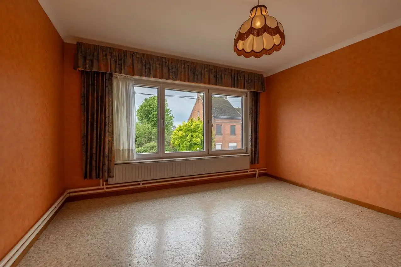 Woning met 3 slaapkamers, veranda en ruime tuin foto 11