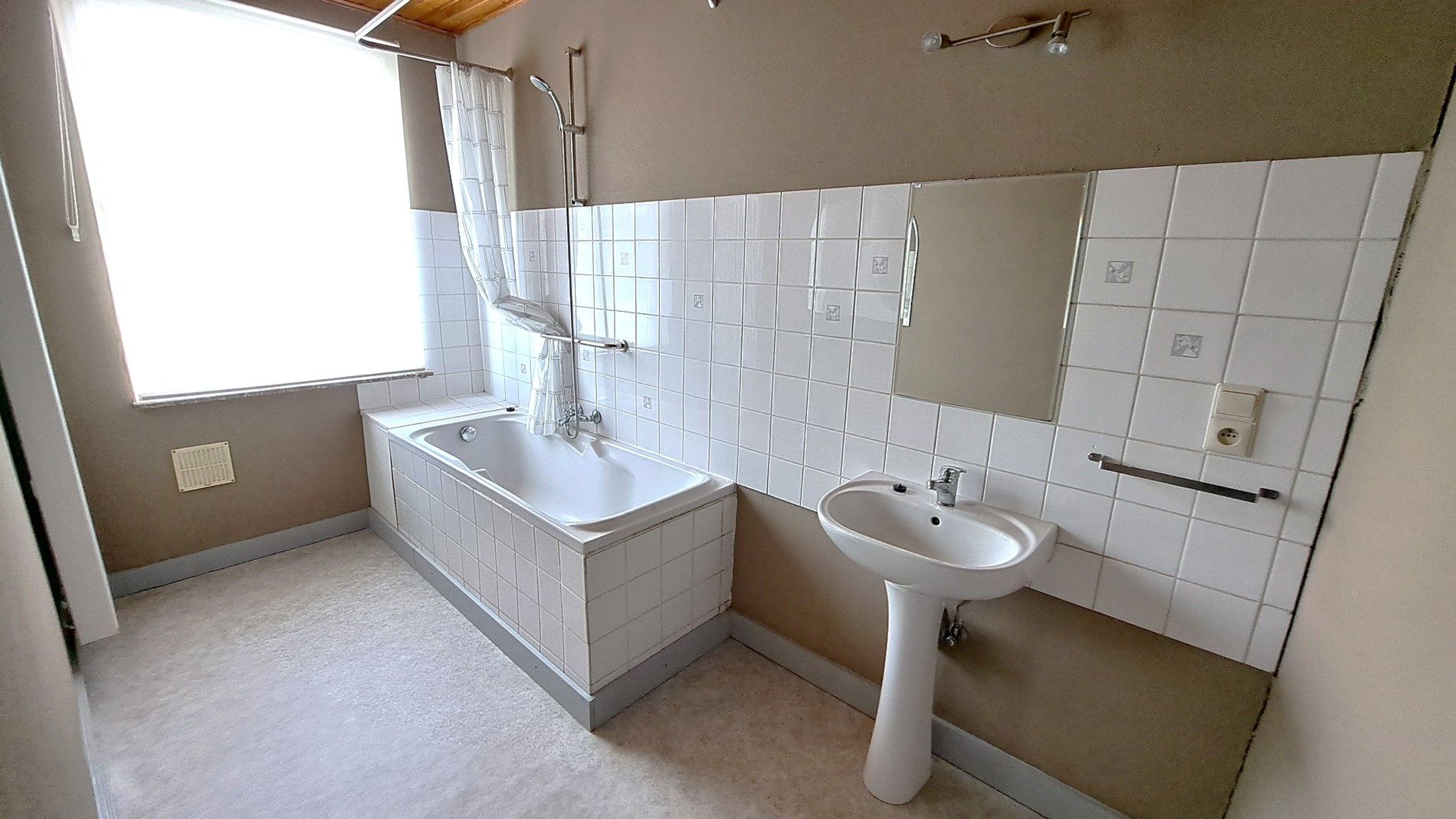 Instapklare woning met condensatieketel foto 15