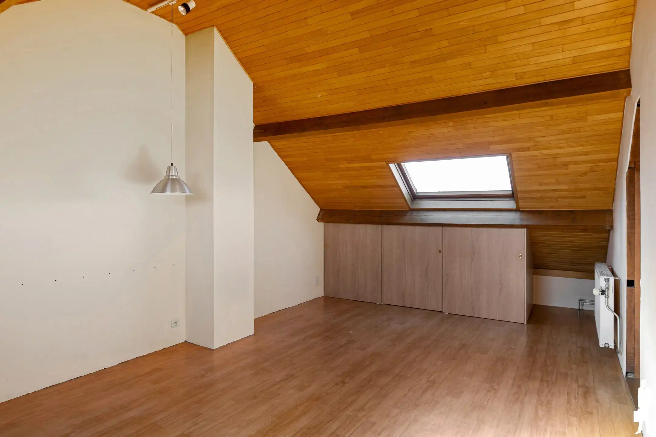 Te renoveren woning met zuid tuin in doodlopende straat foto 25