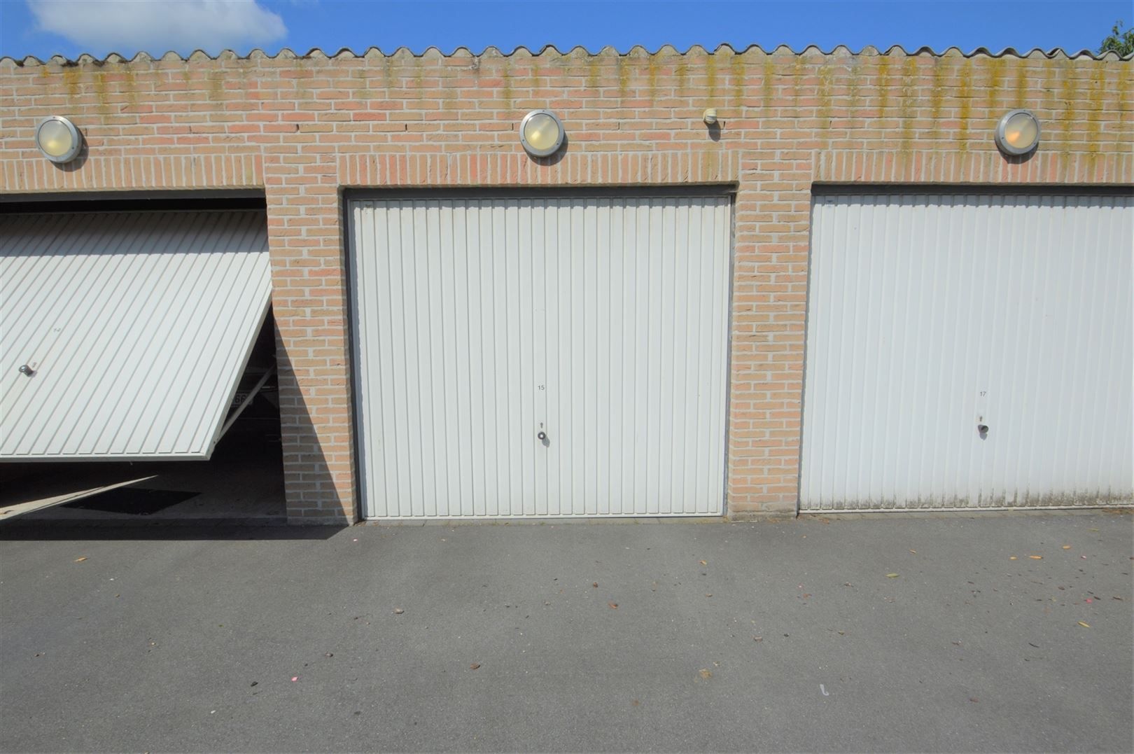 Instapklaar appartement op eerste verdieping met terras en garage. foto 12
