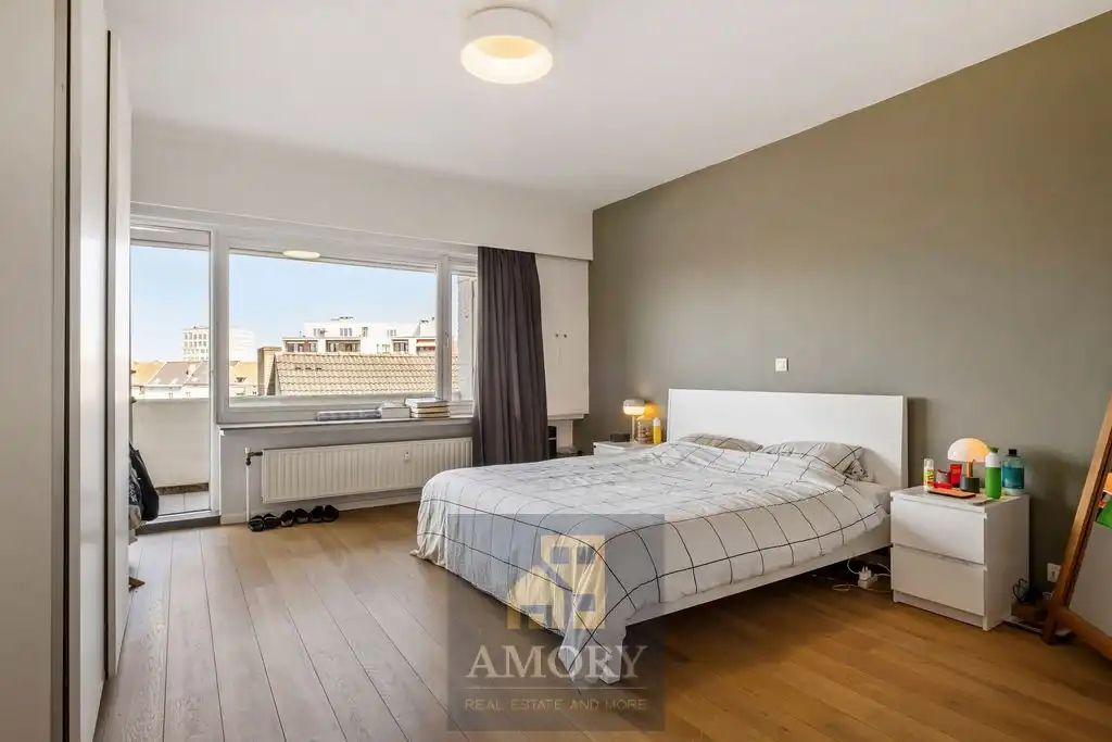Stijlvol en lichtrijk appartement op toplocatie aan het Zuidpark mét terras en autostaanplaats! foto 15