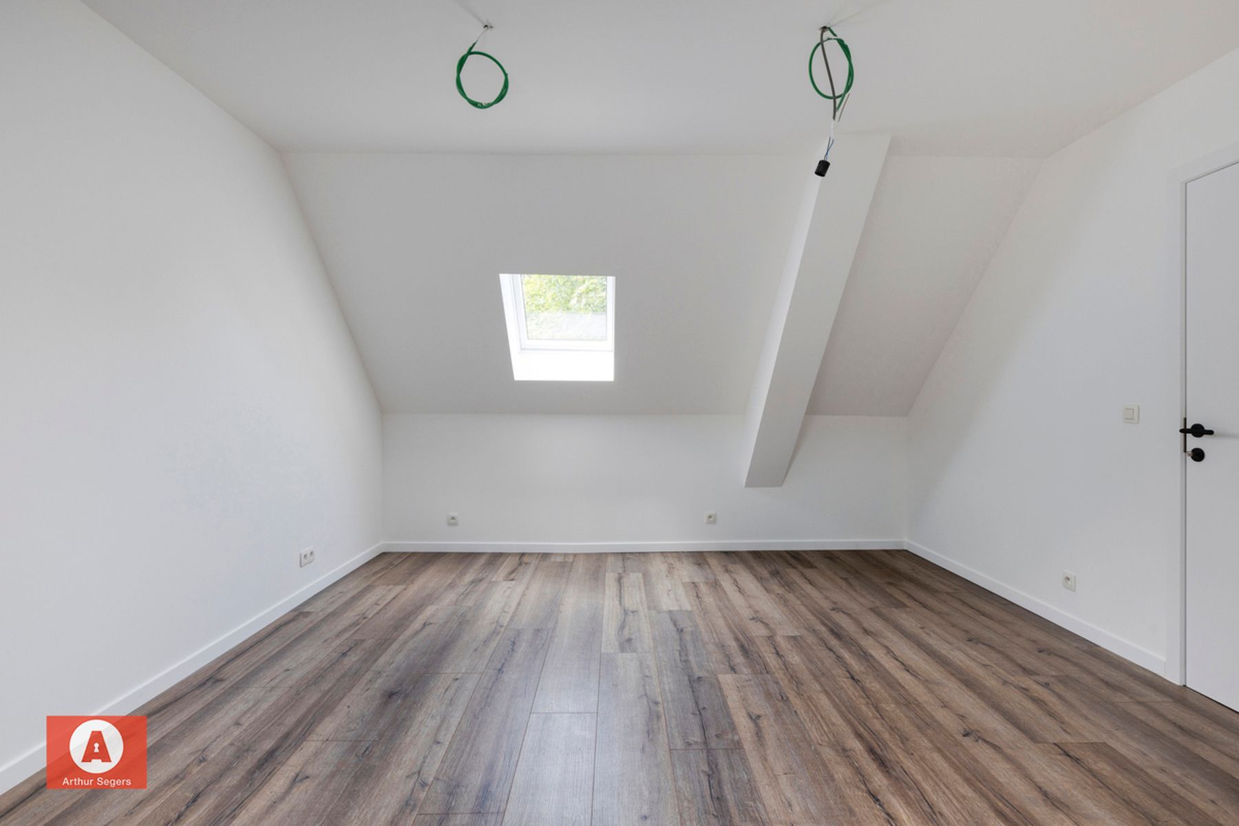 Gerenoveerde woning in hartje Baasrode foto 16