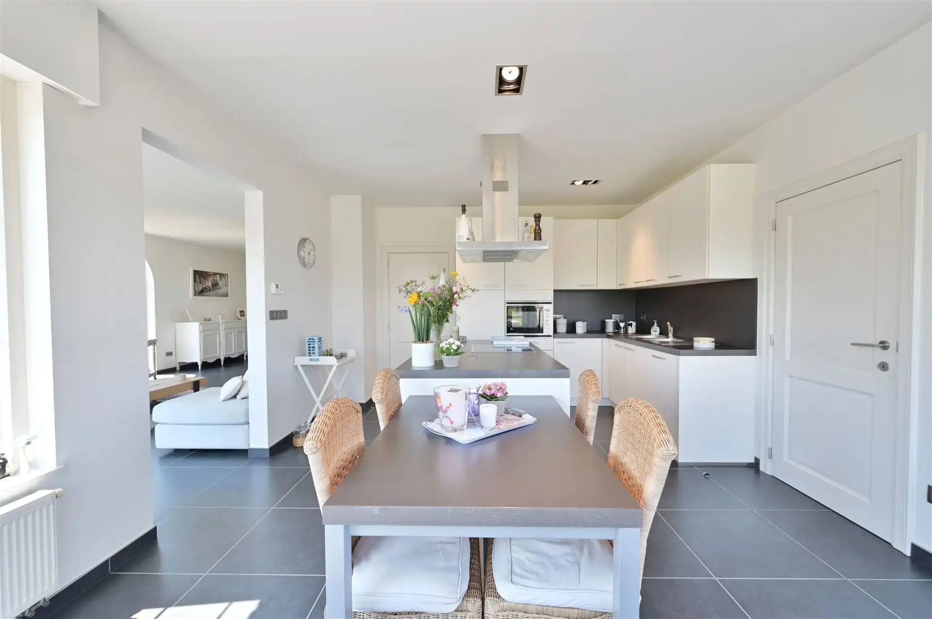 Exclusieve villa met ruimte, kwaliteit en wooncomfort foto 8