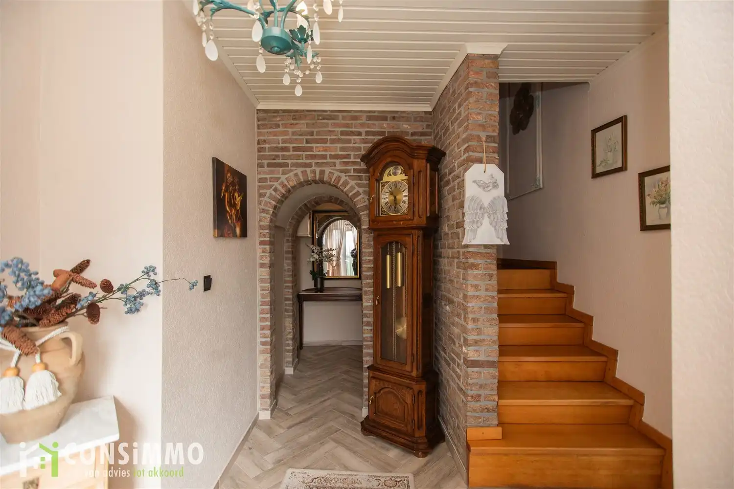 Ruime woning met kangoeroemogelijkheden in Genk foto 24