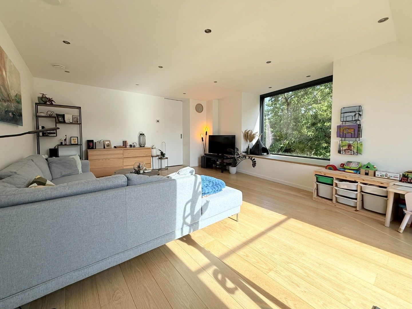 Ruime en lichtrijke woning met doordachte indeling en moderne afwerking foto 14