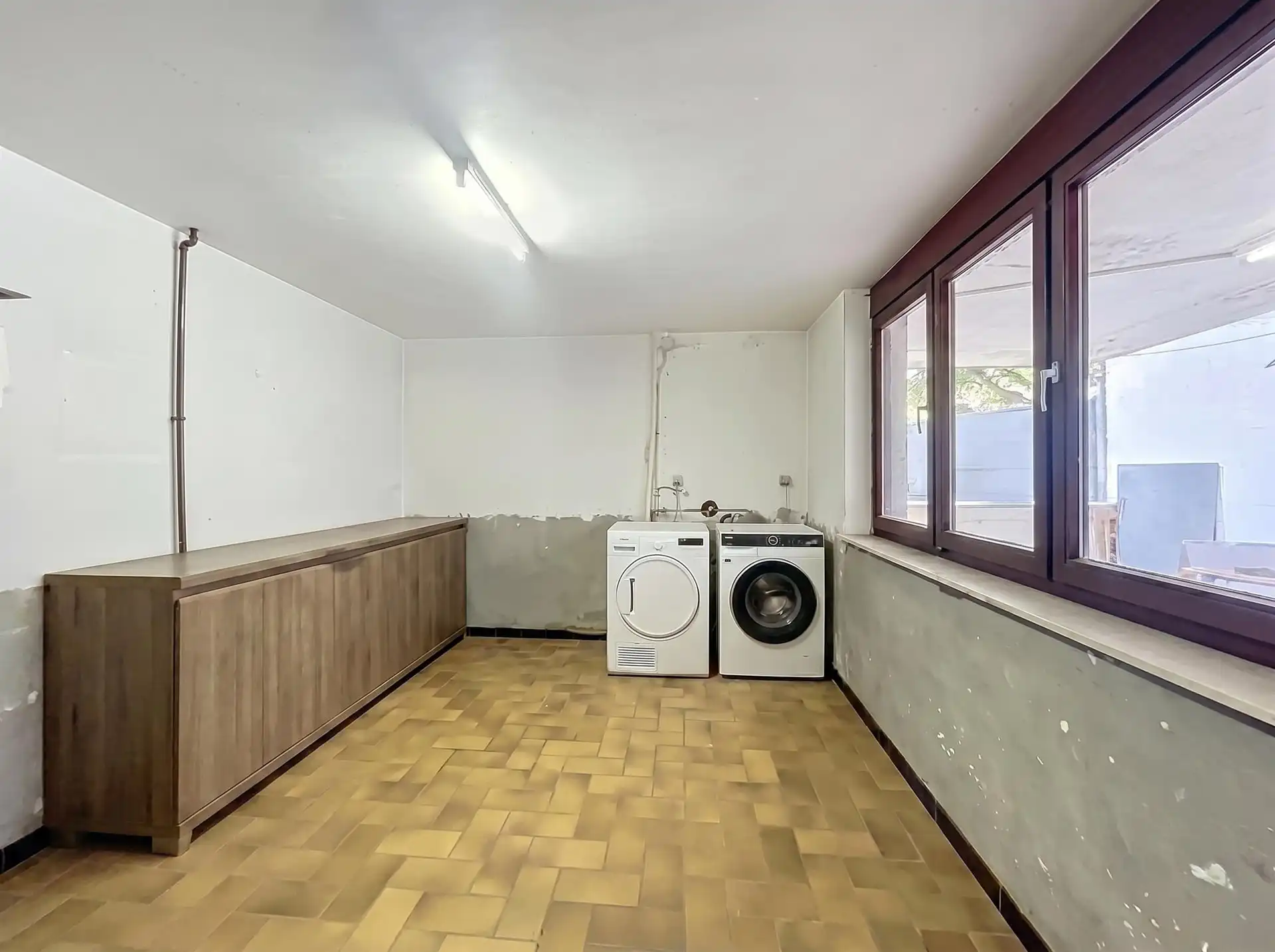 instapklare gezinswoning met 3 slaapkamers, garage en ruime tuin op toplocatie foto 15