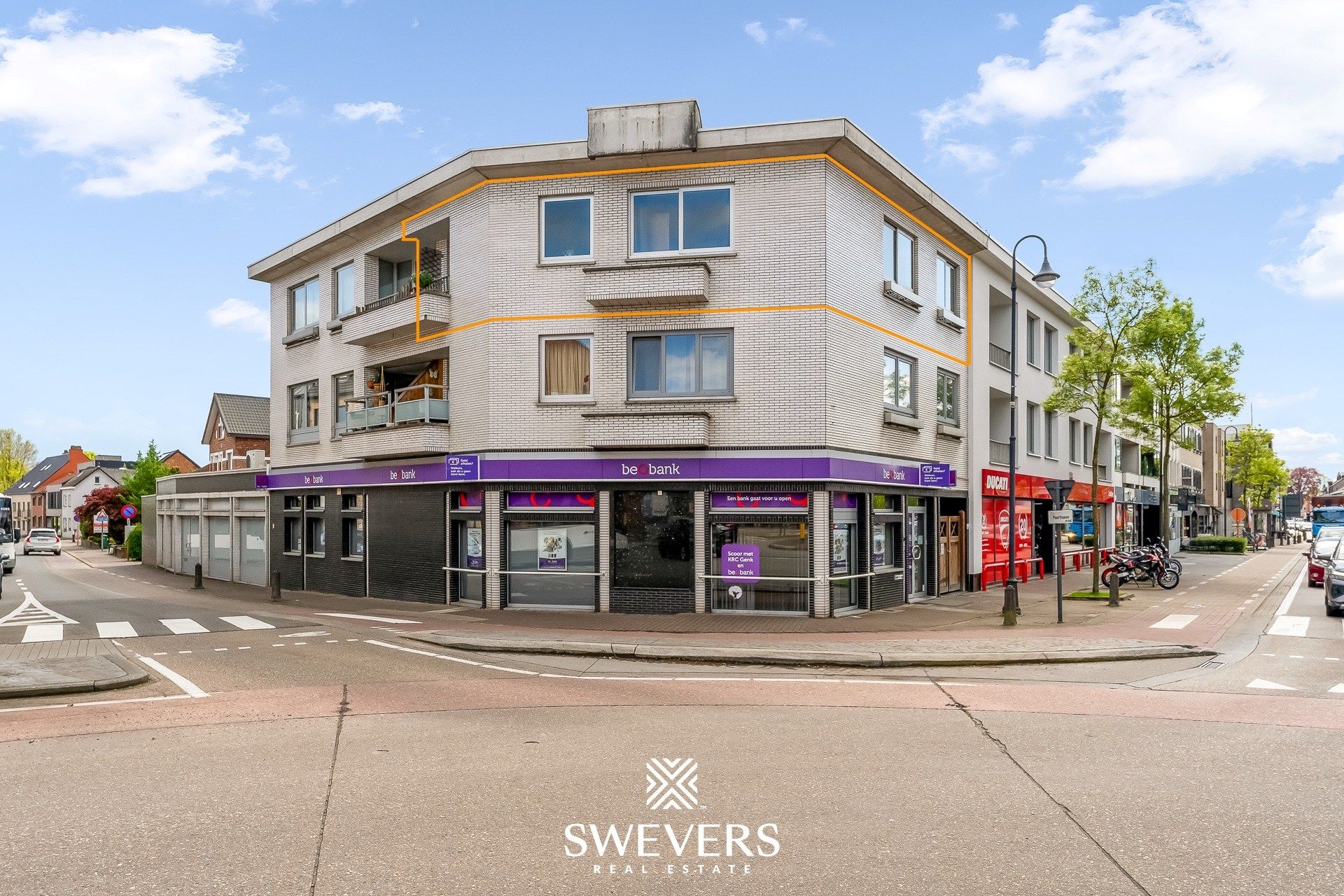 Instapklaar appartement met 2 slaapkamers in het centrum van Heusden-Zolder   foto {{pictureIndex}}