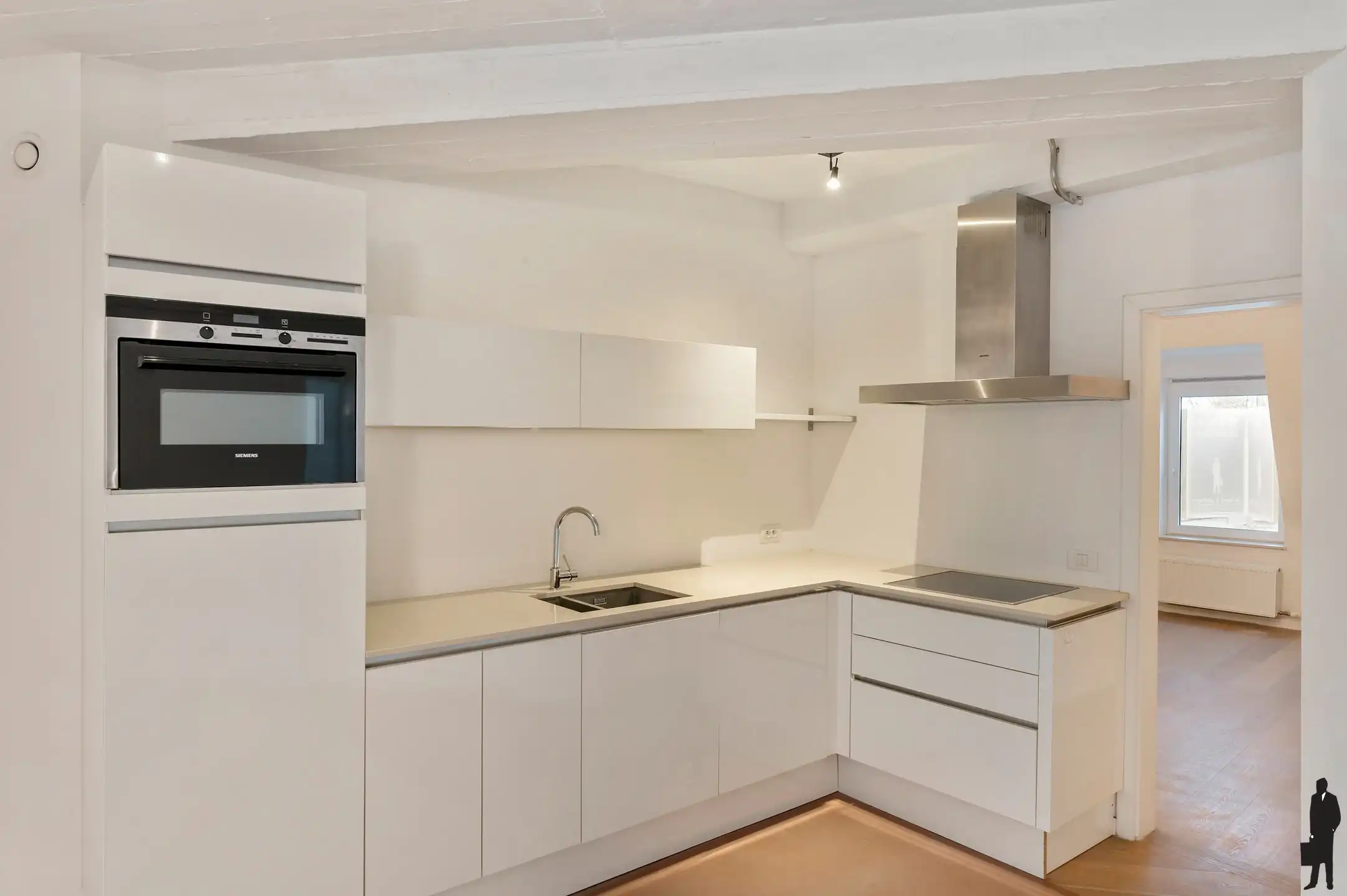 Lichtrijk appartement met terras in het centrum van Antwerpen foto 6