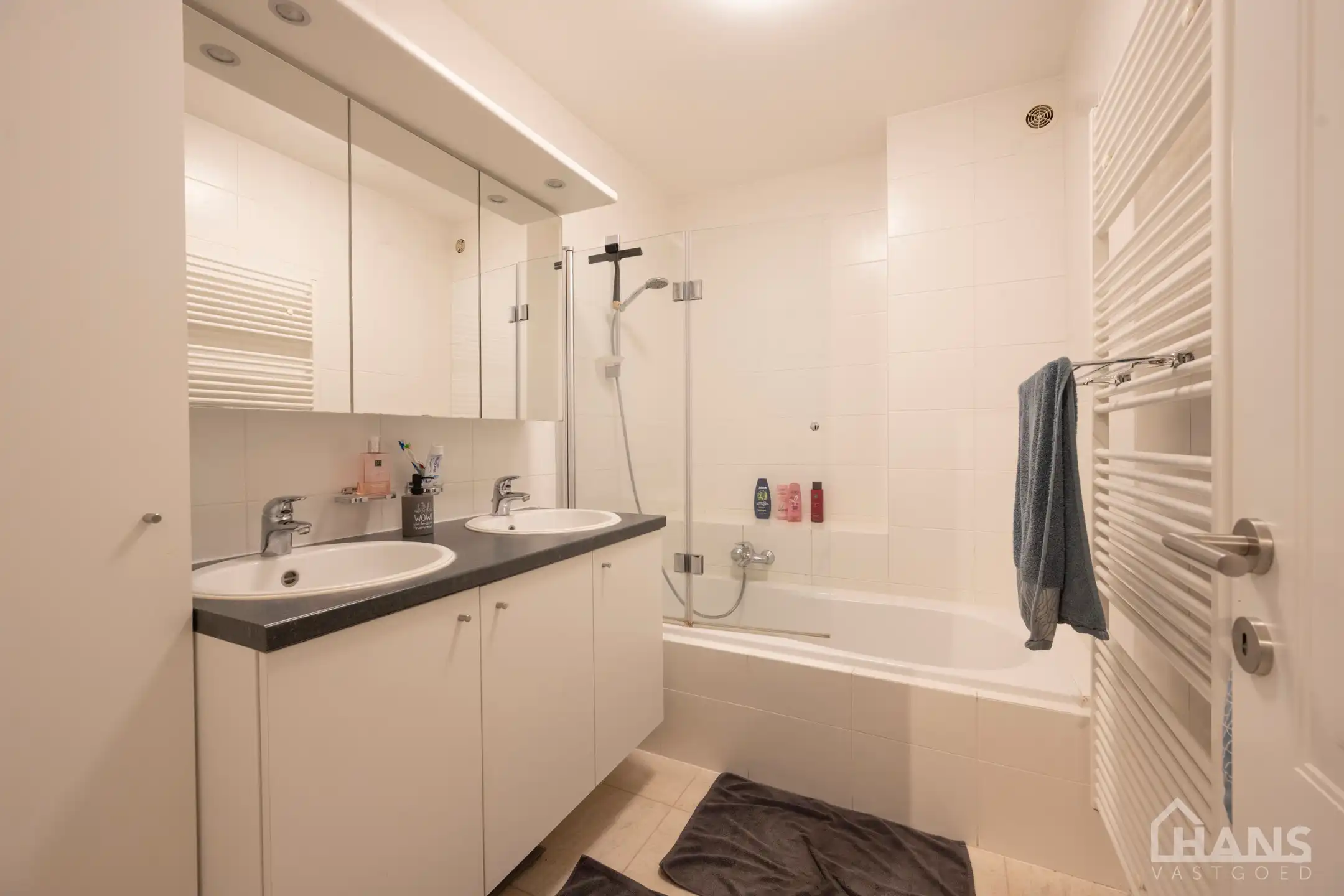 Instapklaar appartement met garagebox foto 10