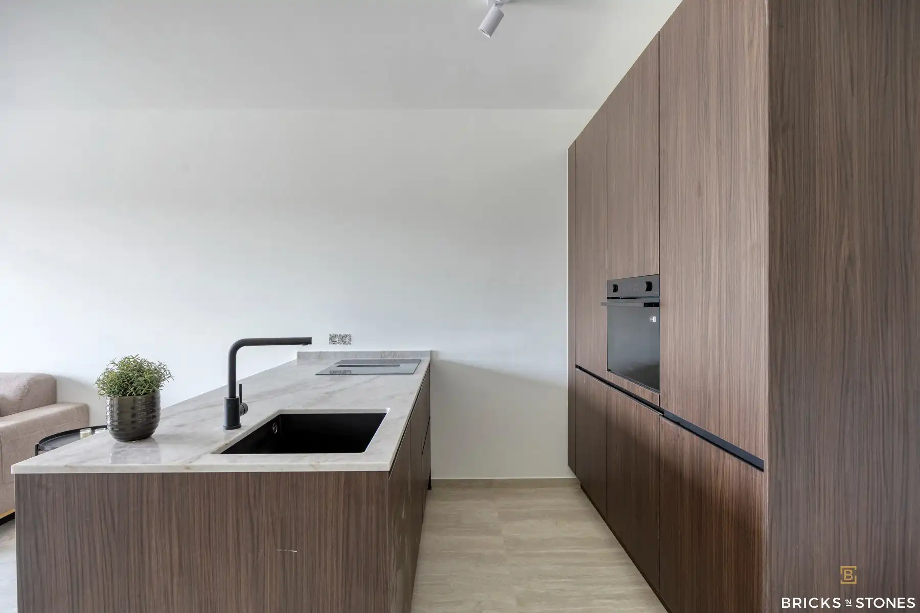 Luxe nieuwbouw appartement met 2 slaapkamers en terras foto 7