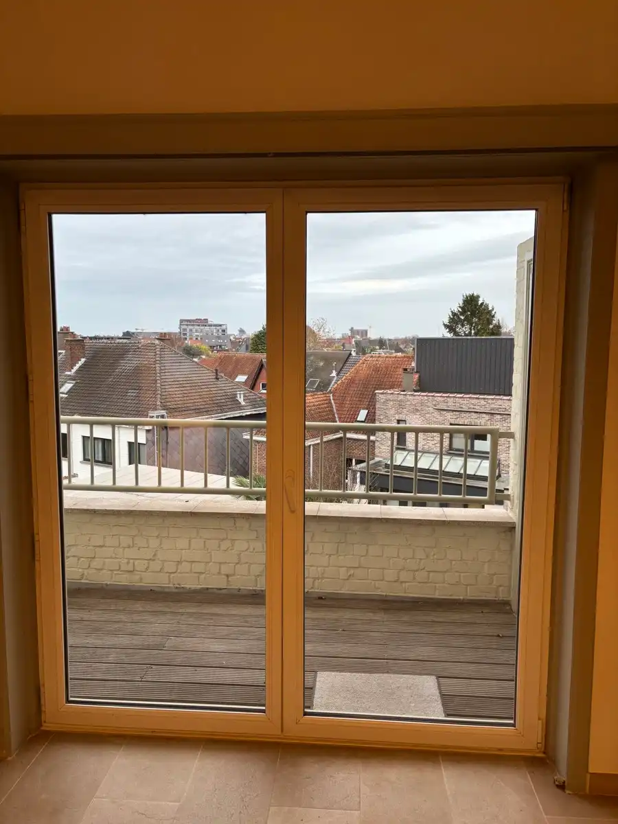 Ruim appartement met 3 slaapkamers te Aalst foto 14