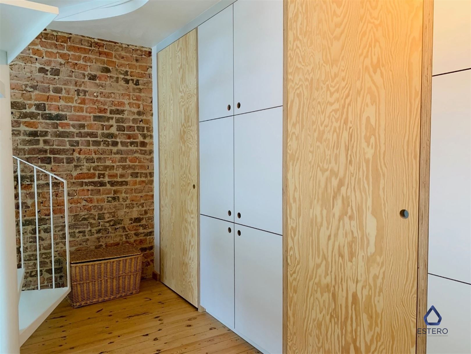 Architecturale topper in doodlopende straat foto 19