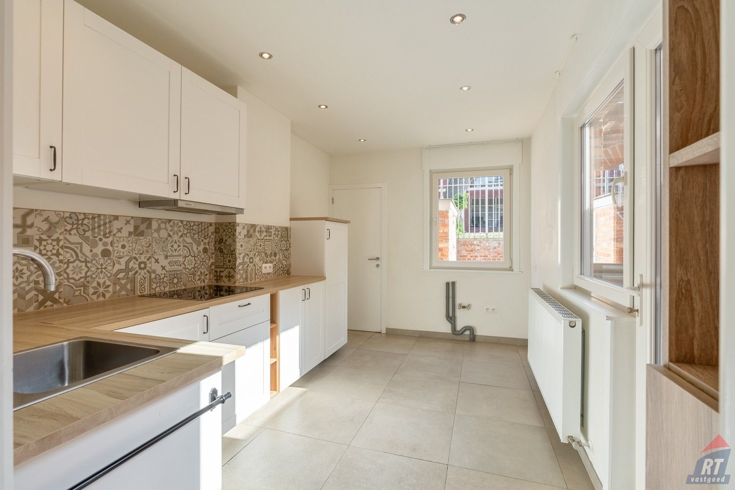 Instapklare woning met stadstuin in hartje Sint-Truiden foto 7