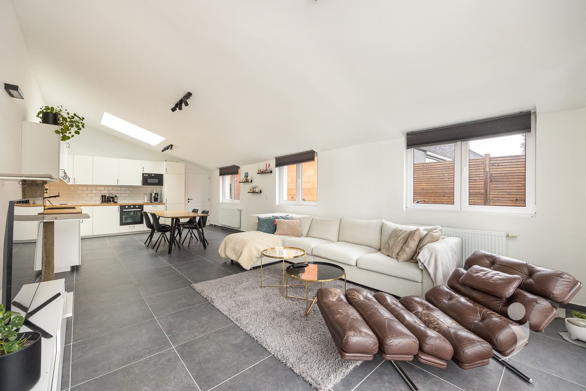 Volledig gerenoveerde woning op wandelafstand van centrum Aarschot! foto 12