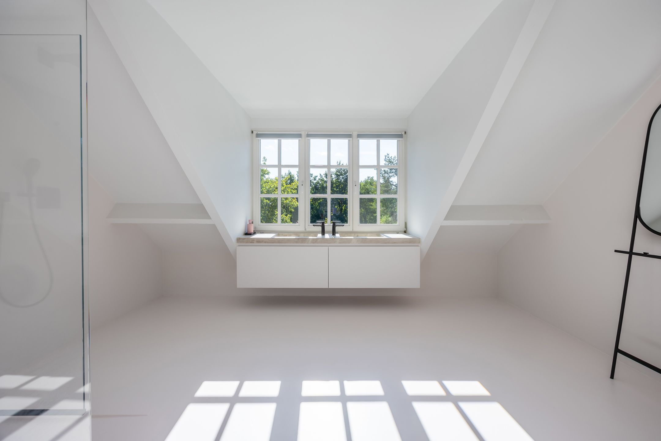 Prestigieuze villa met zwembad op 3.528 m² op toplocatie! foto 48