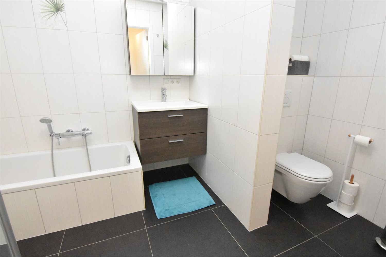 MOOI AFGEWERKT RUIM APPARTEMENT MET 2 SLPKS EN 2 TERRASSEN foto 18