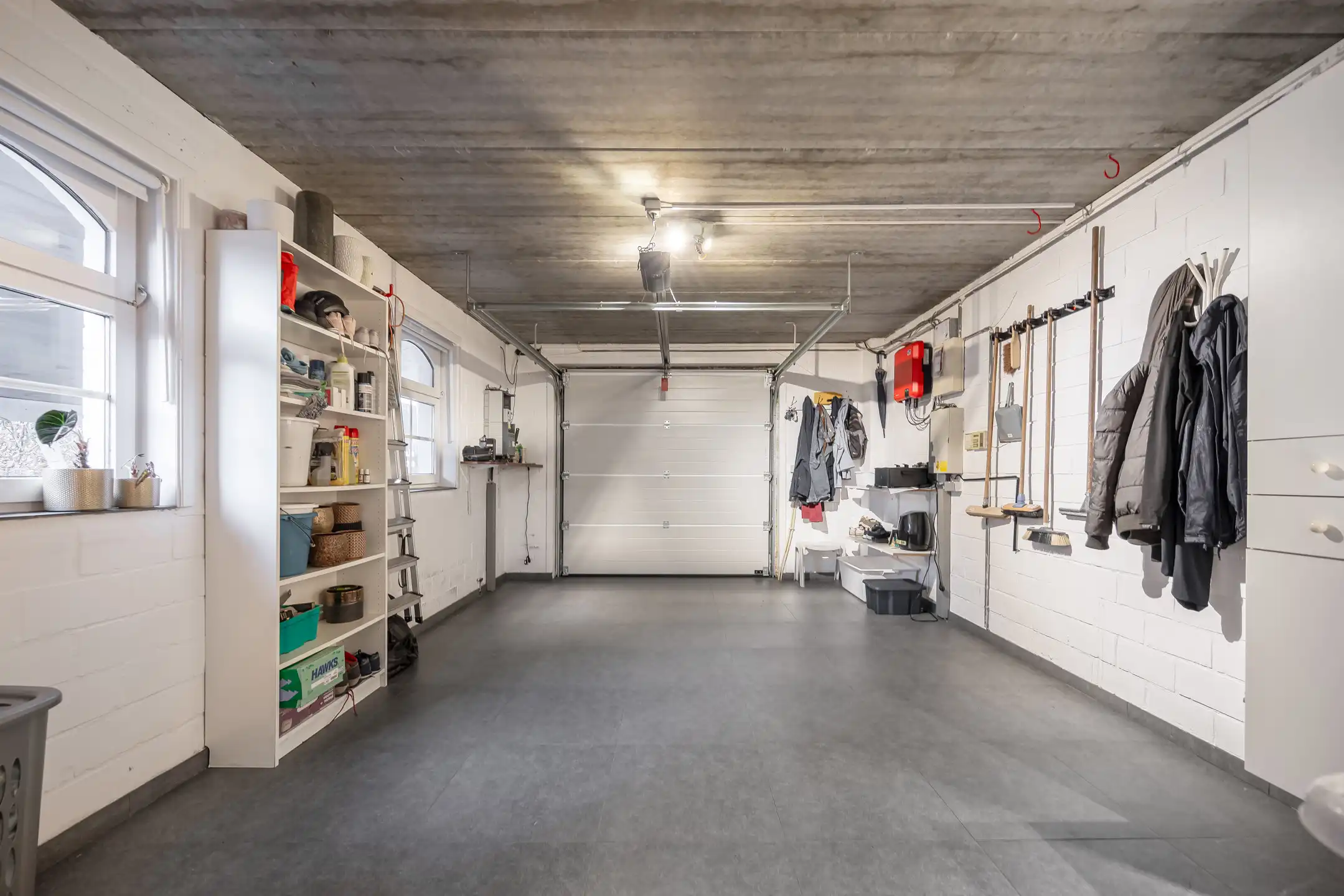 Ruime gezinswoning met prachtige tuin te Sint-Lenaarts foto 24