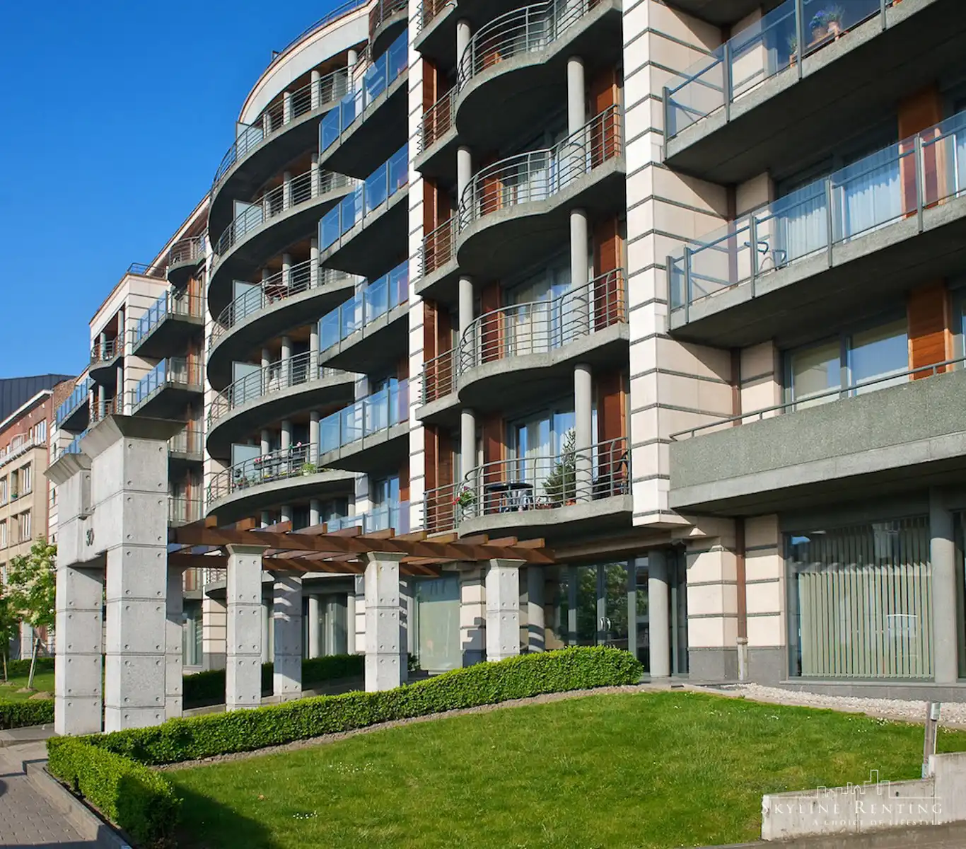 2 slaapkamer gemeubeld appartement met terras foto 13