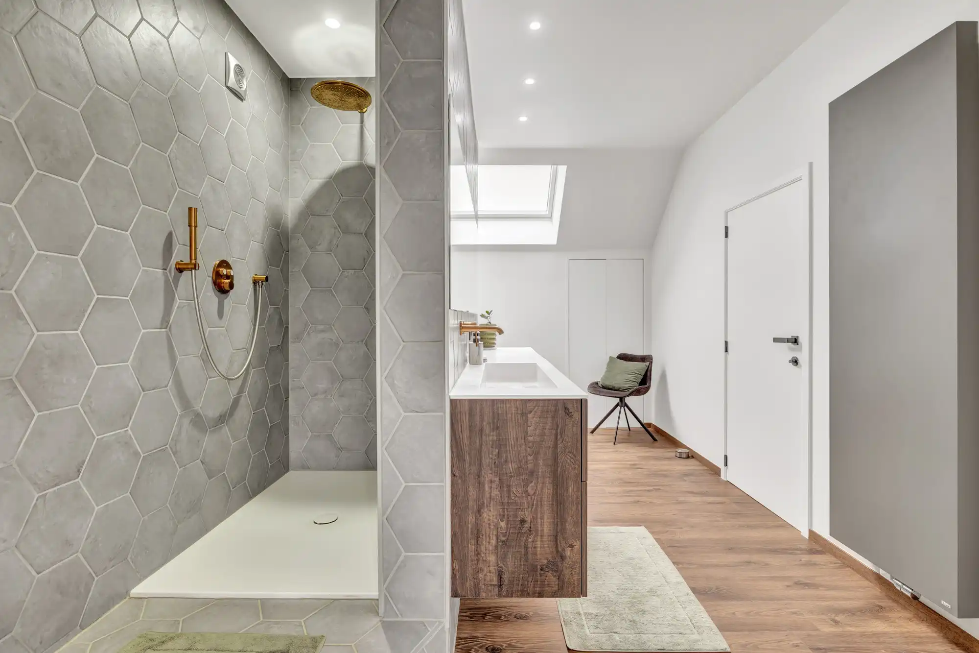 Energetische, instapklare woning op strategische ligging foto 25