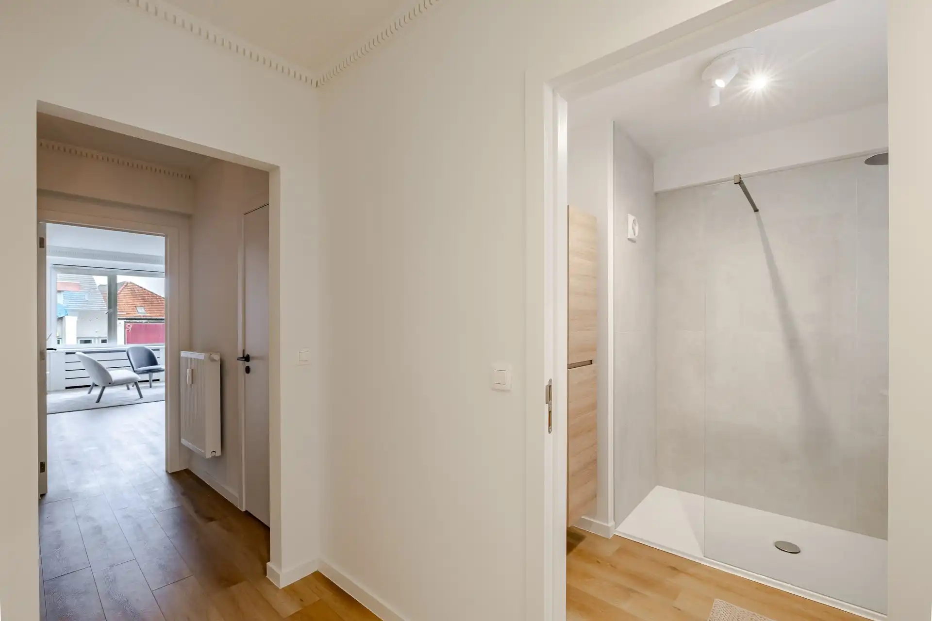Volledig gerenoveerd 2 slaapkamerappartement in hartje Aalst foto 14