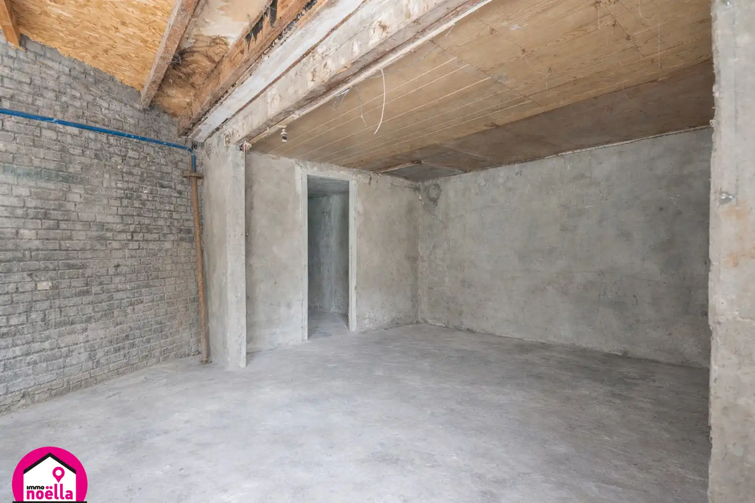 Half open bebouwing met garage en berging foto 35