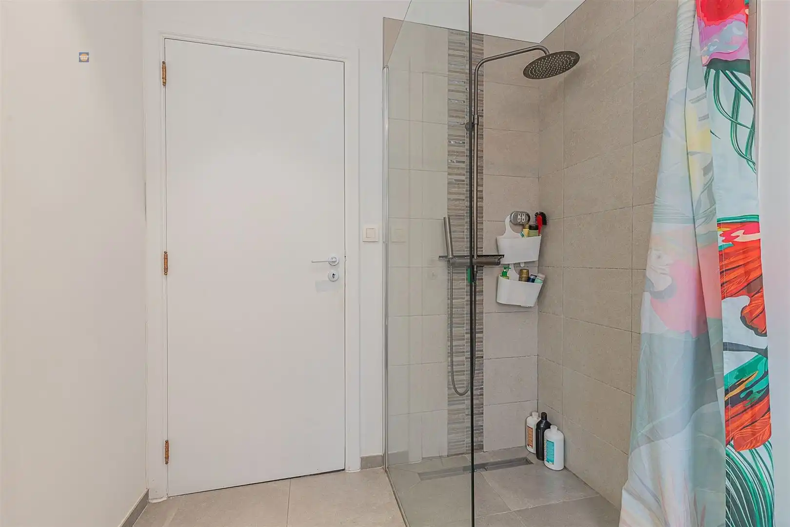 Gerenoveerde woning met 4 slaapkamers in Willebroek foto 15