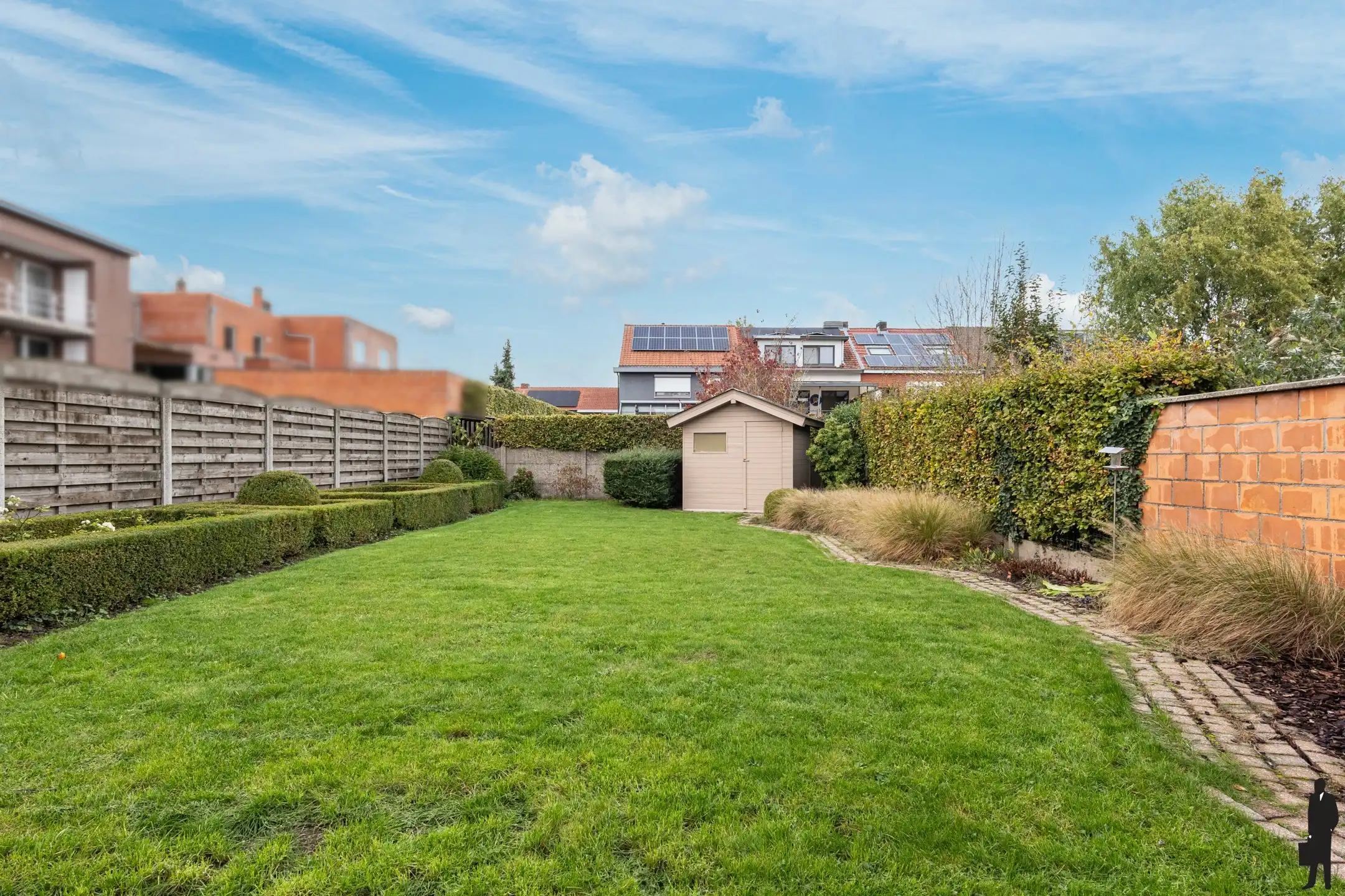 Charmante stadswoning nabij jachthaven met 3 slks en garage foto 16