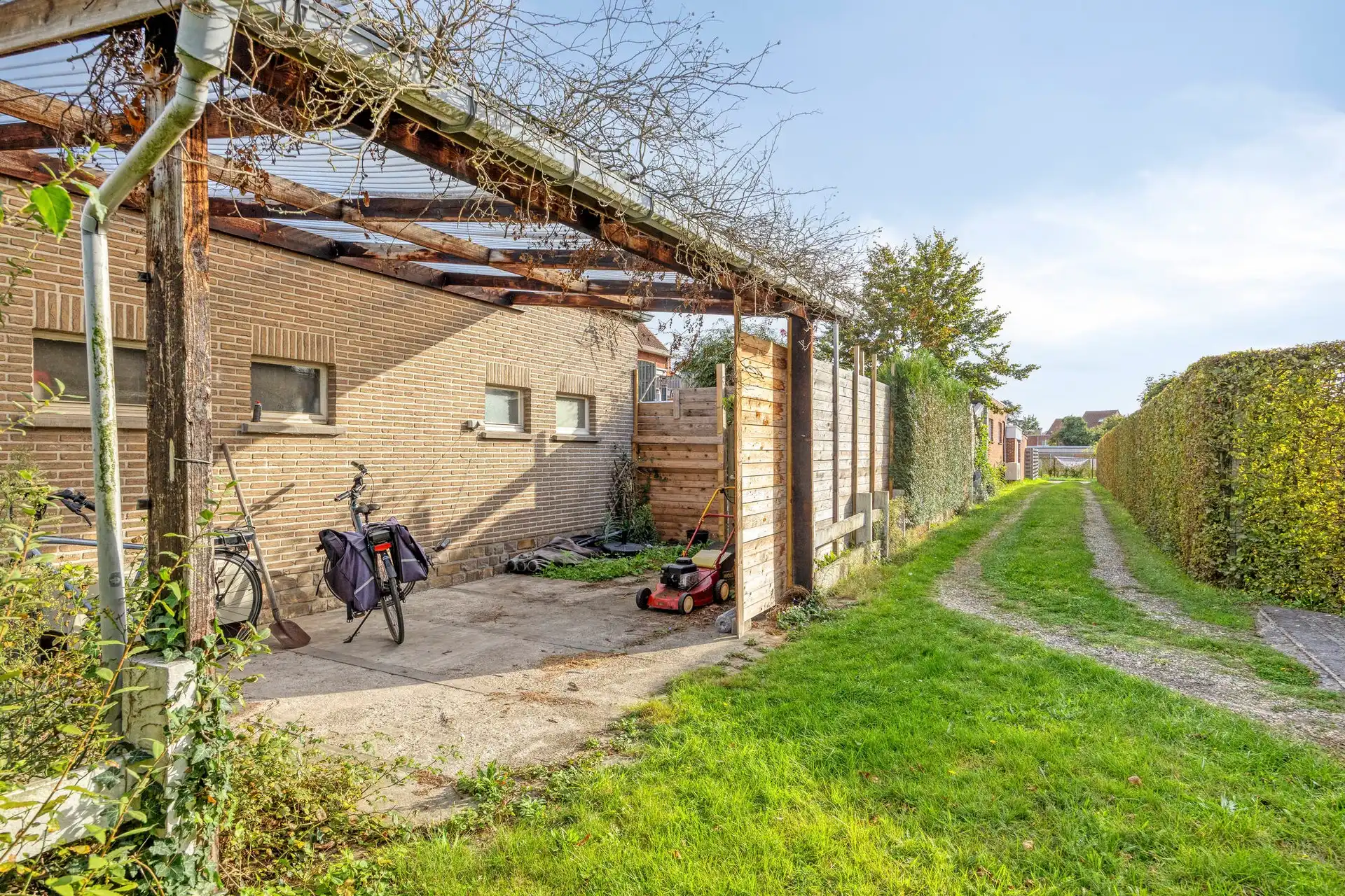 Gelijkvloerse woning met 3 slaapkamers, garage en zuidwestgerichte tuin foto 22