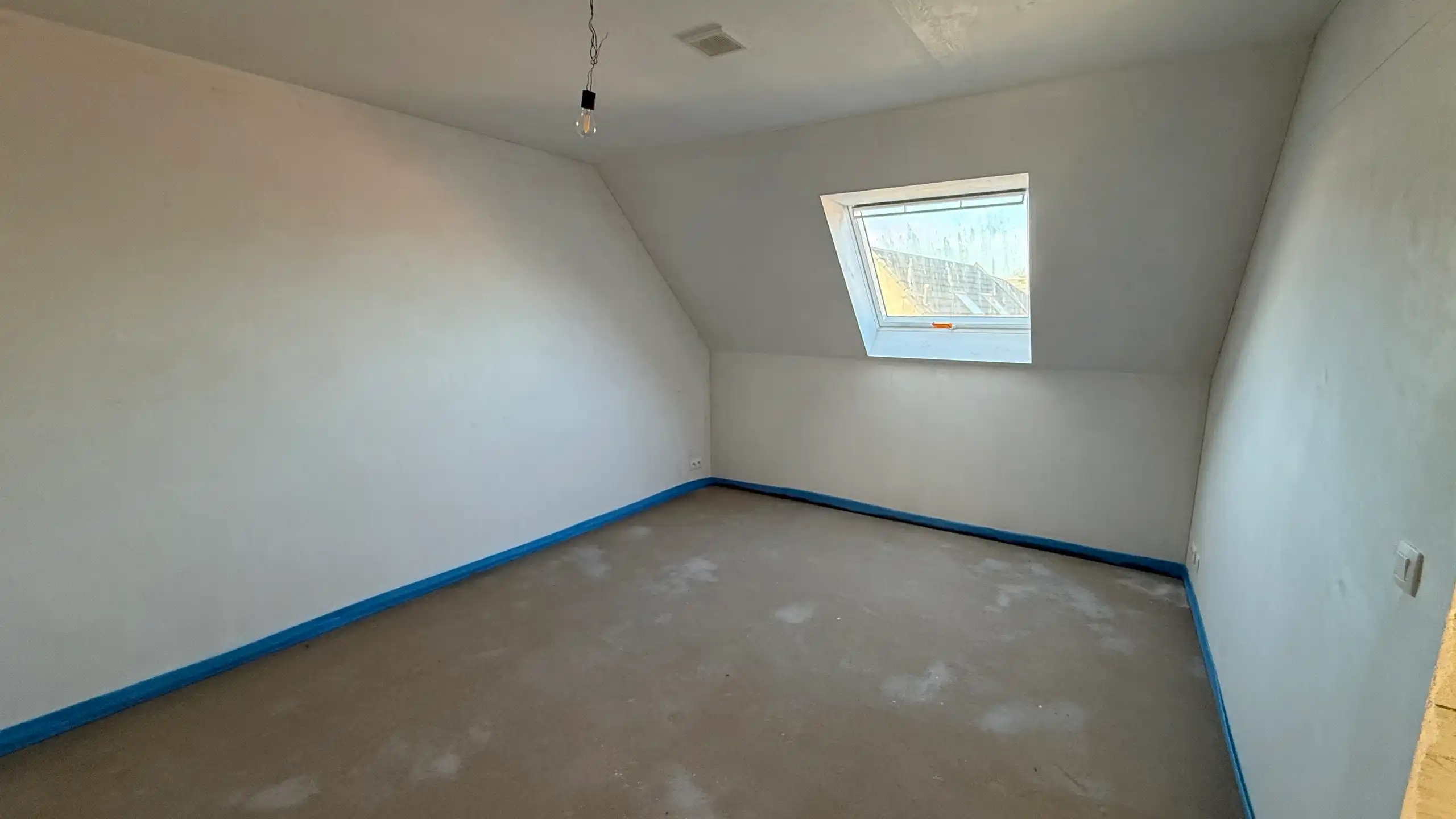 Handelspand met twee appartementen foto 14