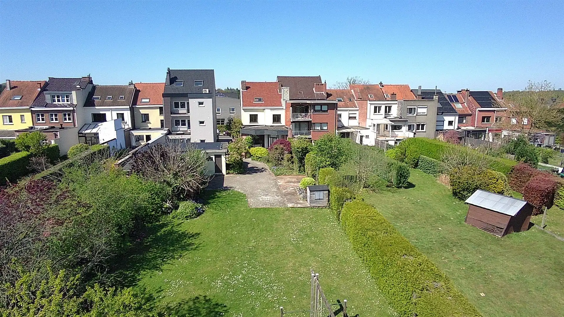 Stevige 3-gevel, 5 slpks, dubbele garage, centrum, ±17are foto 18